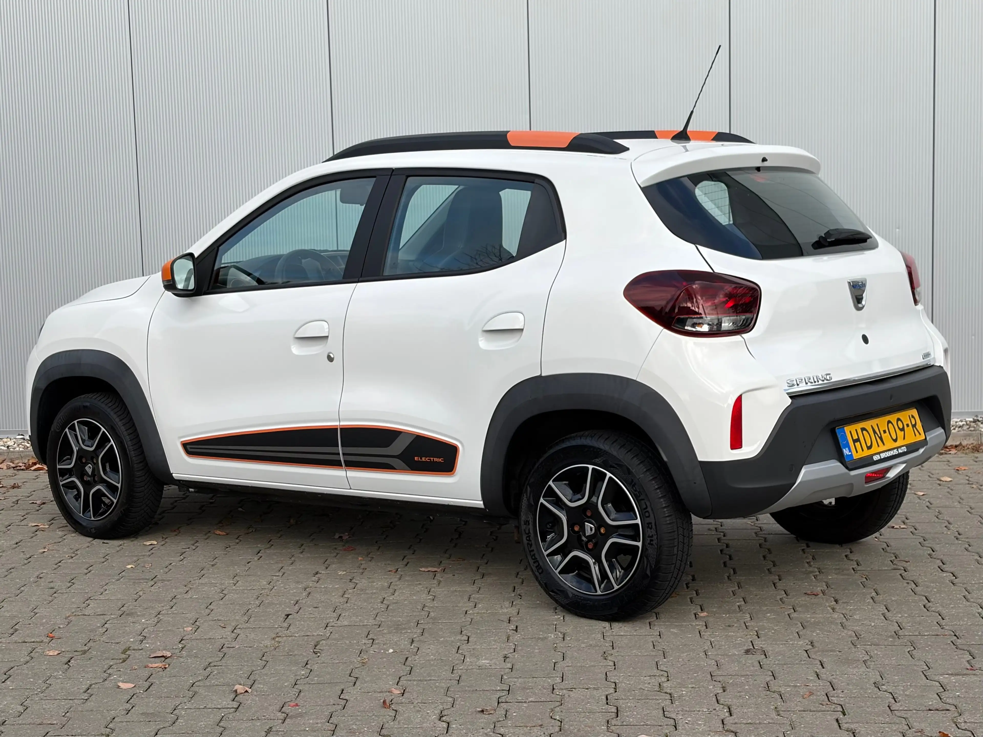 Dacia Spring Comfort Plus 27kWh | Airco | Bluetooth | Achteruit — photo 18