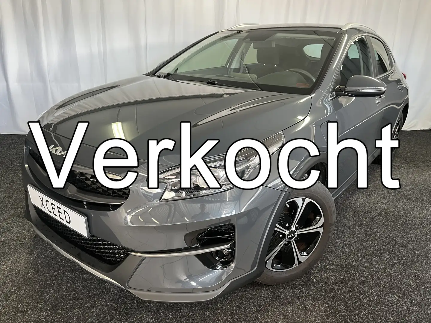 Kia XCeed 1.6 GDi PHEV PLUG-IN DynamicLine 1E EIGN/ECC/APPLE Grijs - 1