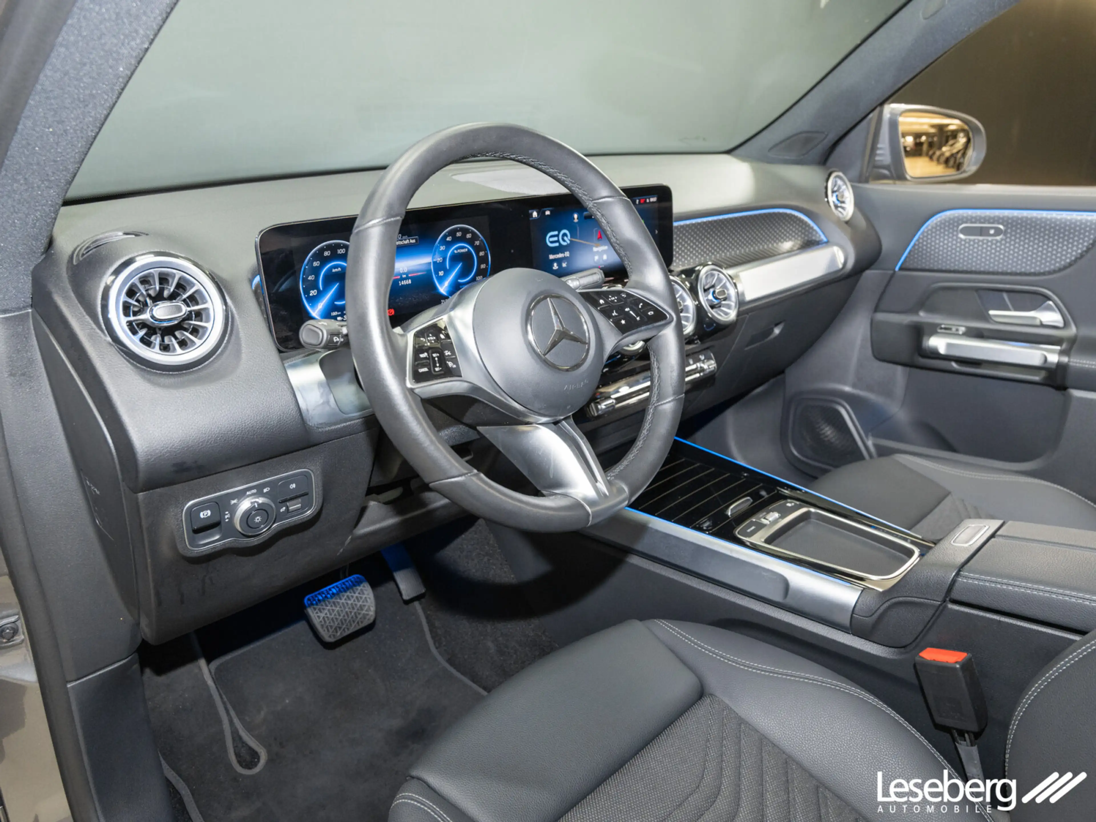 Mercedes-Benz EQB 300 EQB 300 4M Progressive Adv. LED/Kamera/Ambiente/ — photo 11