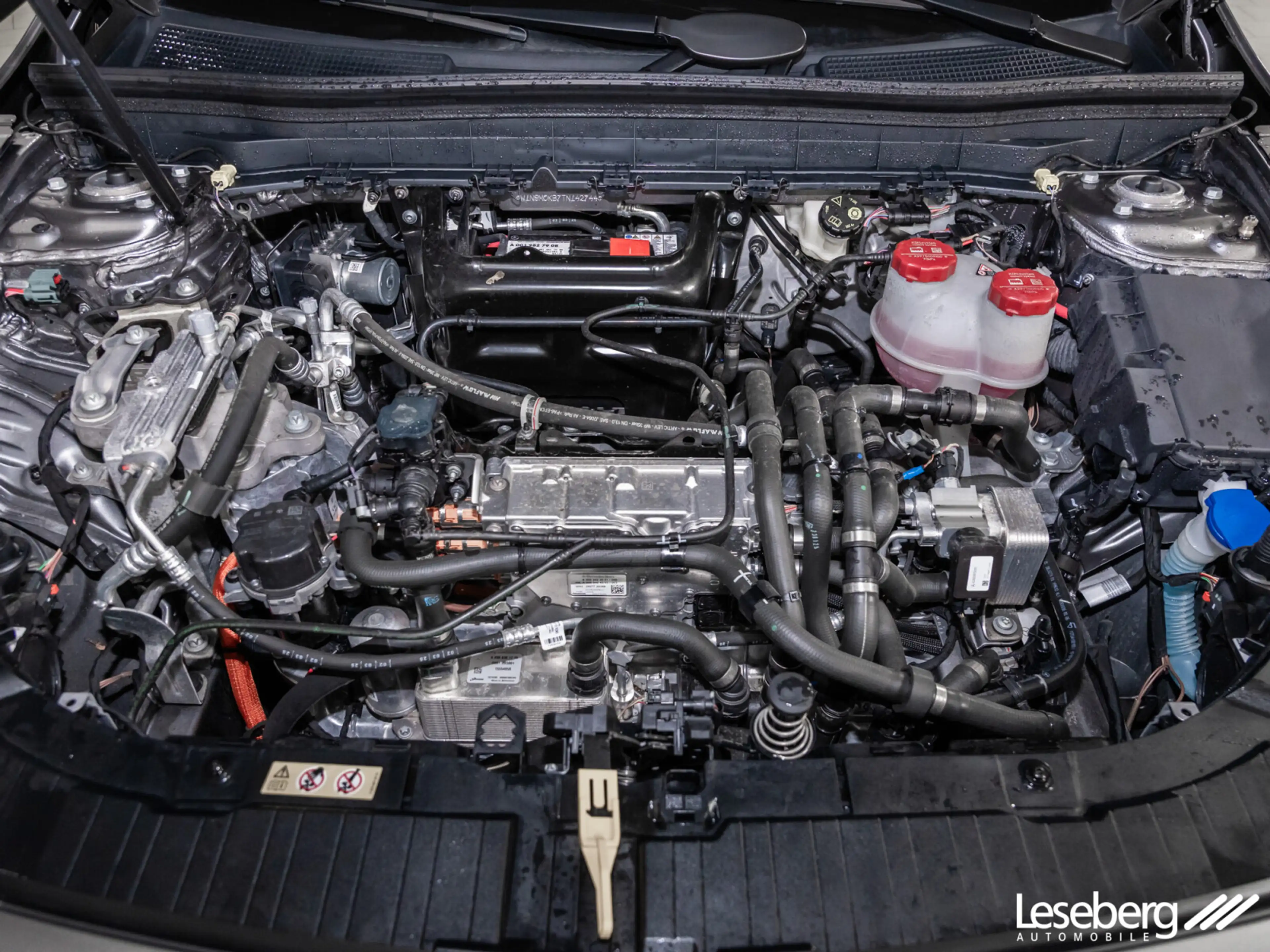 Mercedes-Benz EQB 300 EQB 300 4M Progressive Adv. LED/Kamera/Ambiente/ — photo 8