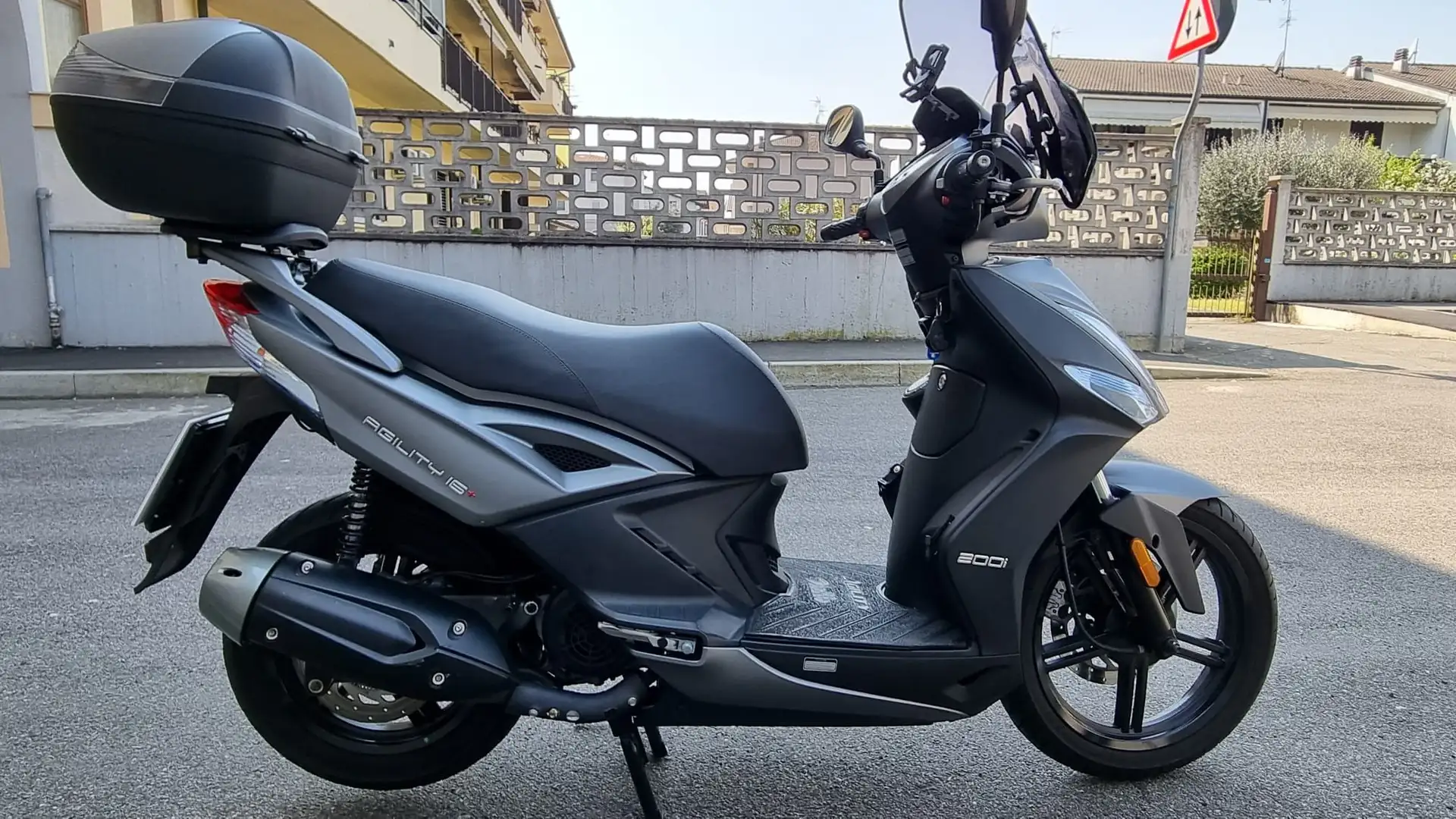 Kymco Agility 200 R16+ Grigio - 1