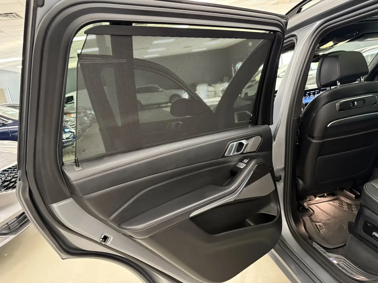 BMW X7 photo BMW X7