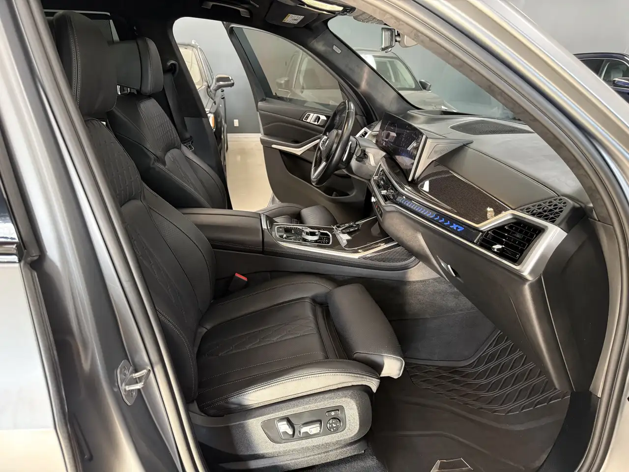 BMW X7 photo BMW X7