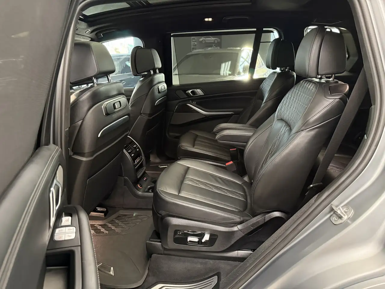 BMW X7 photo BMW X7