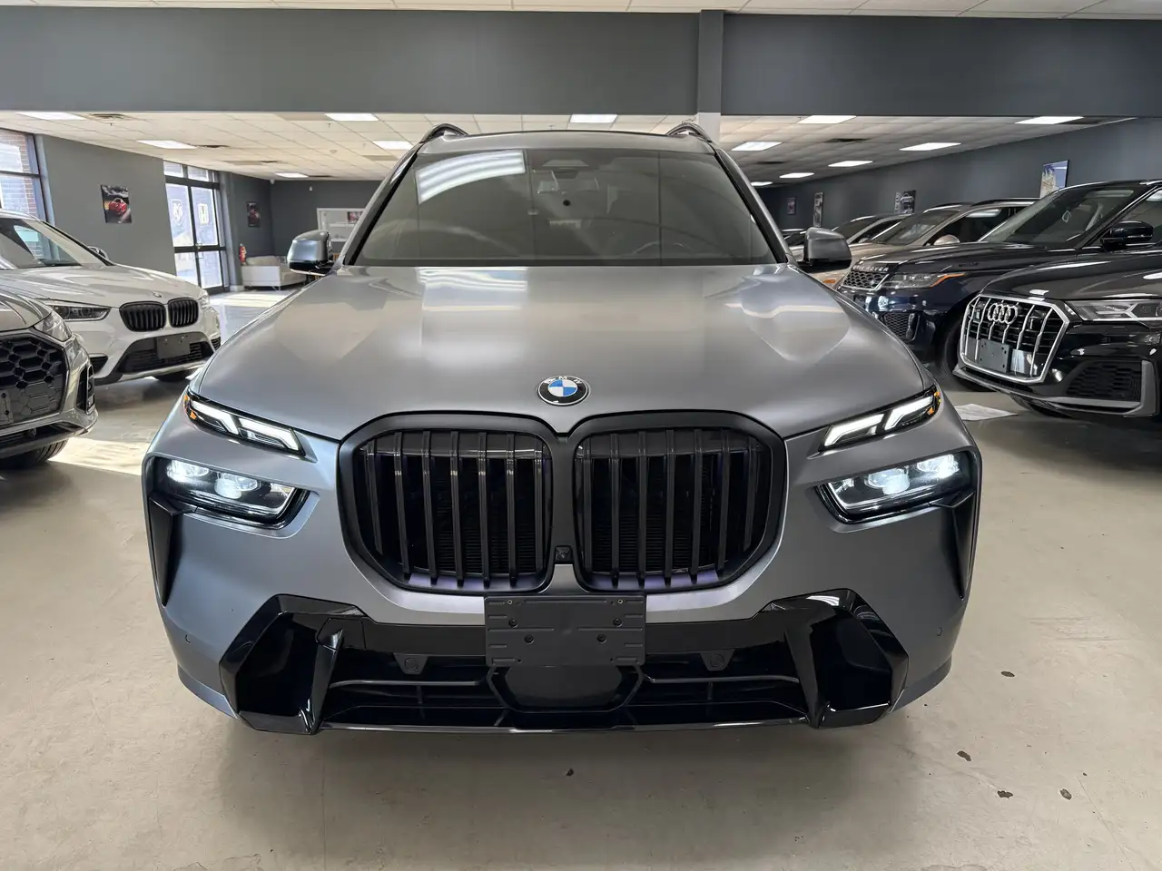 BMW X7 photo BMW X7