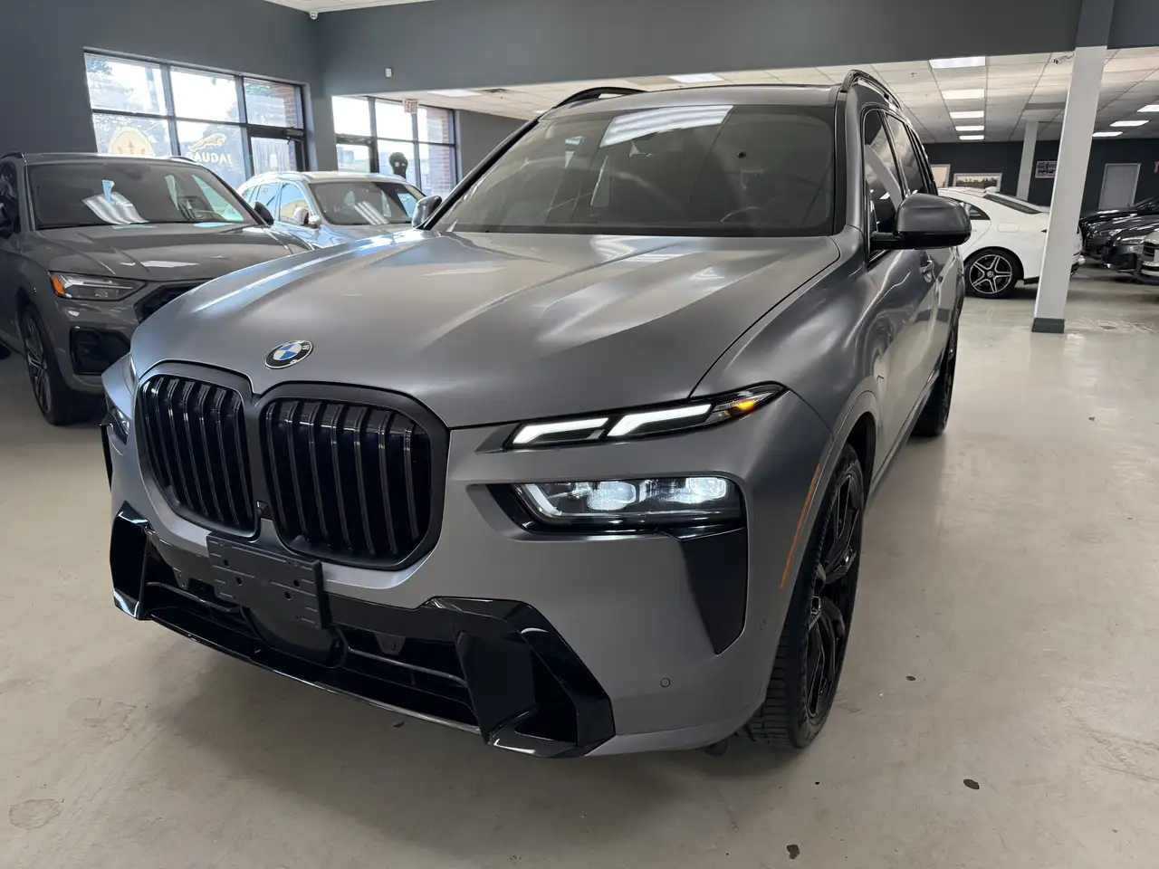 BMW X7 photo BMW X7