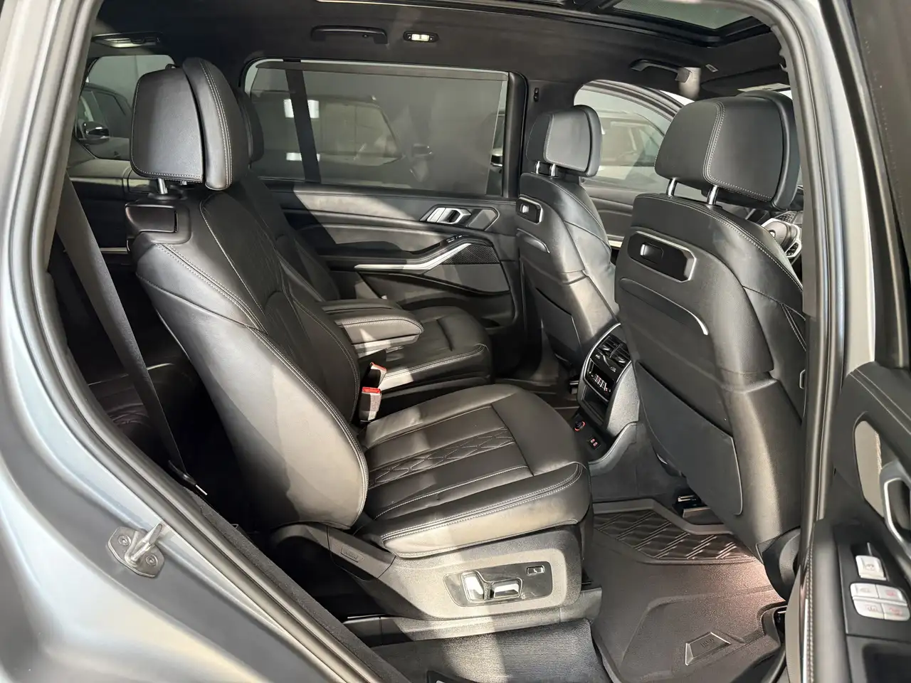 BMW X7 photo BMW X7