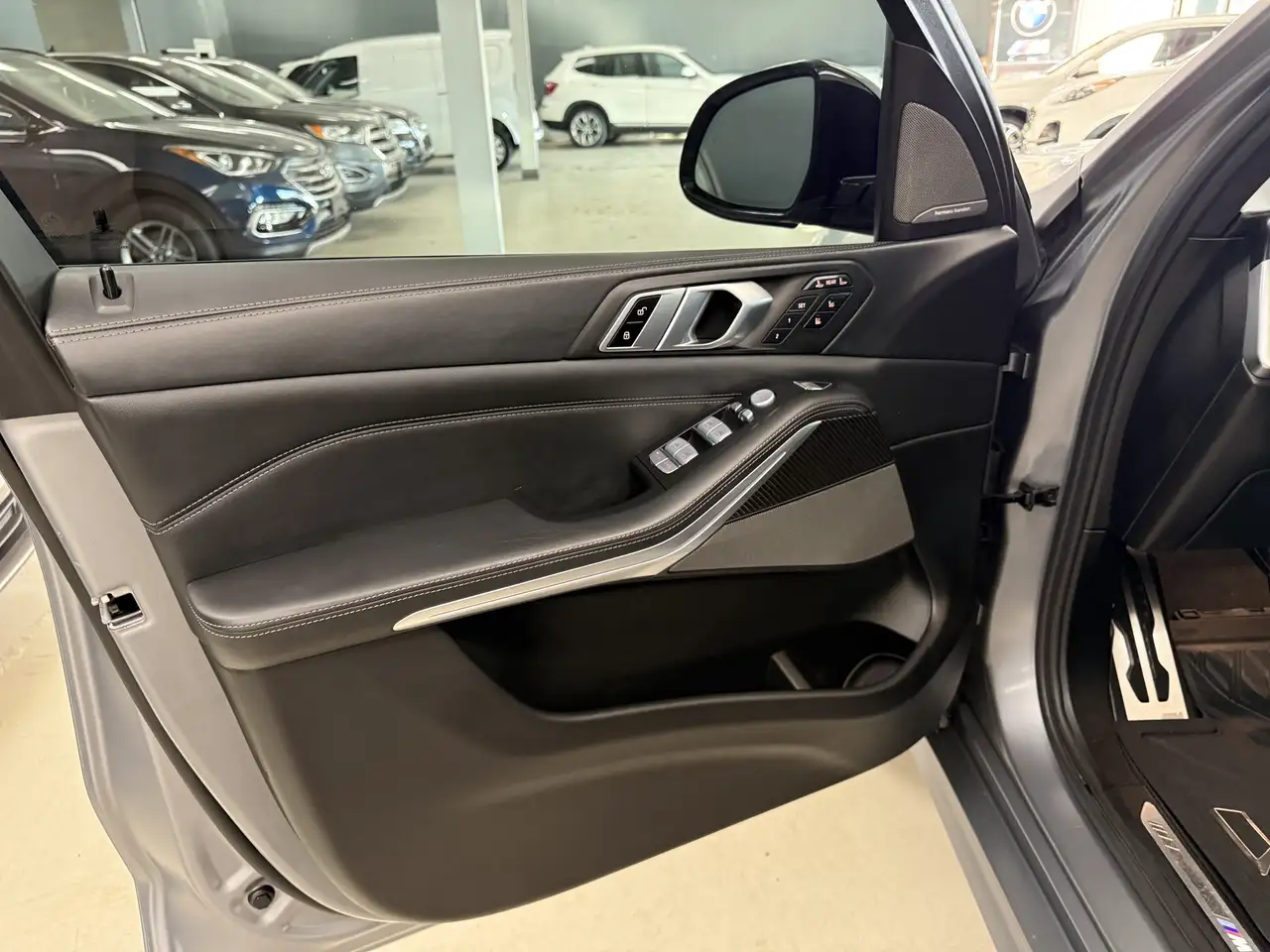BMW X7 photo BMW X7