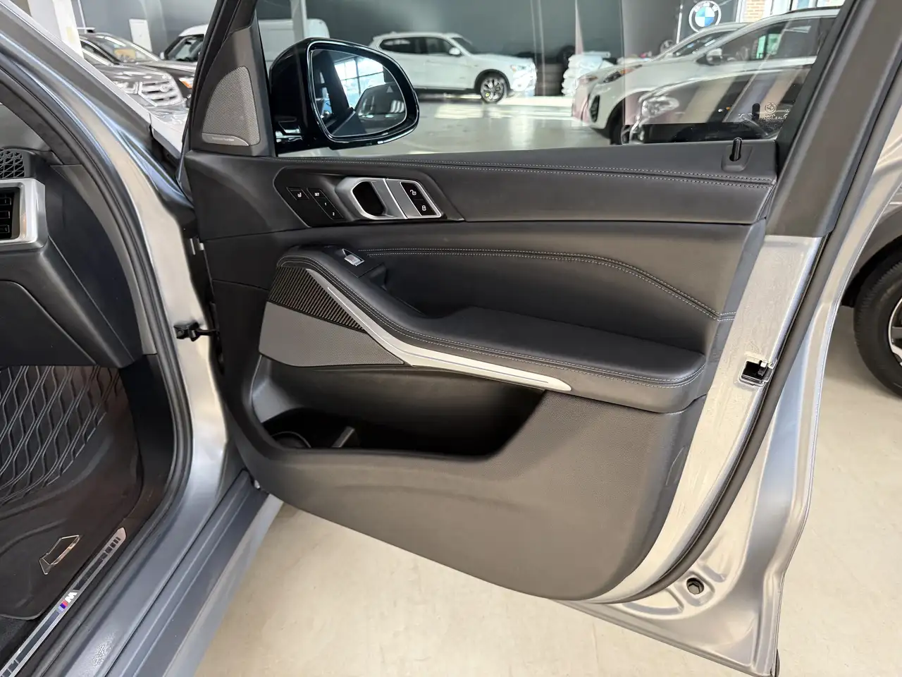 BMW X7 photo BMW X7