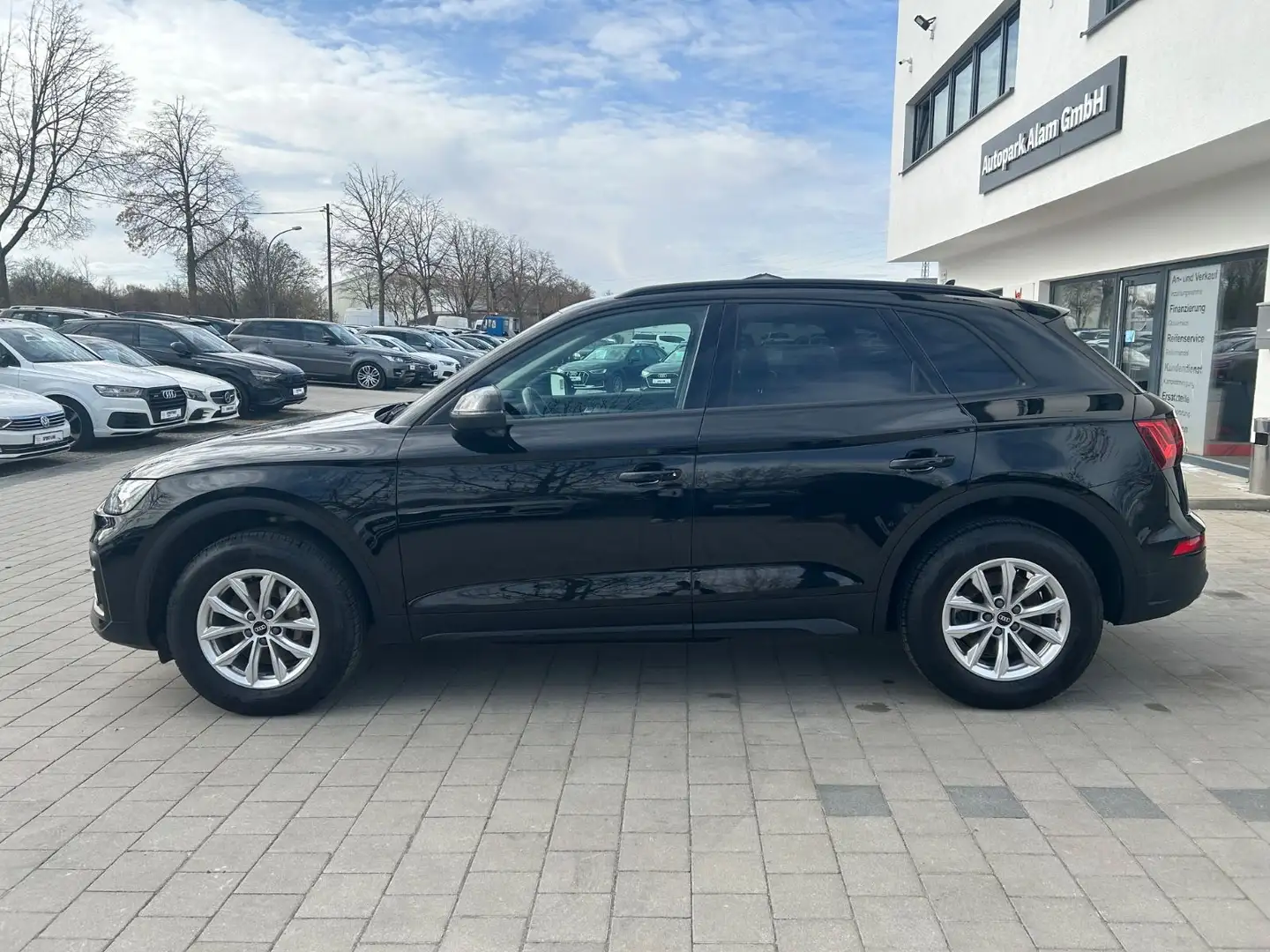 Audi Q5 40 TDI quattro S-tronic AHK LED Navi RFK ViCo Fekete - 2