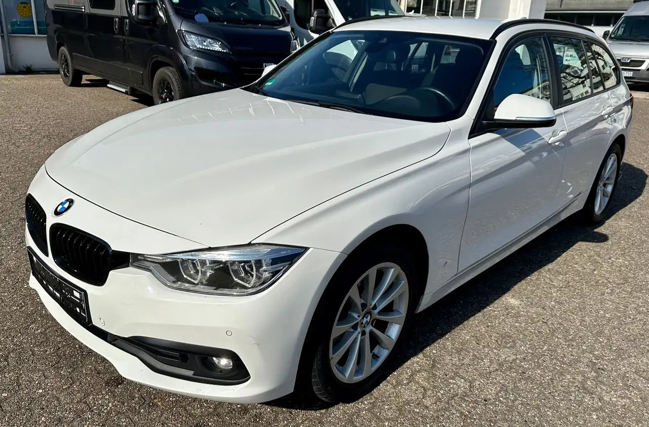 BMW 320