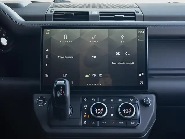 Land Rover Defender view 14