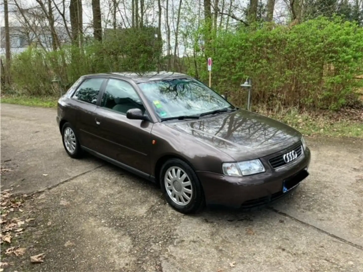 Audi A3 1.8 Attraction Brons - 1