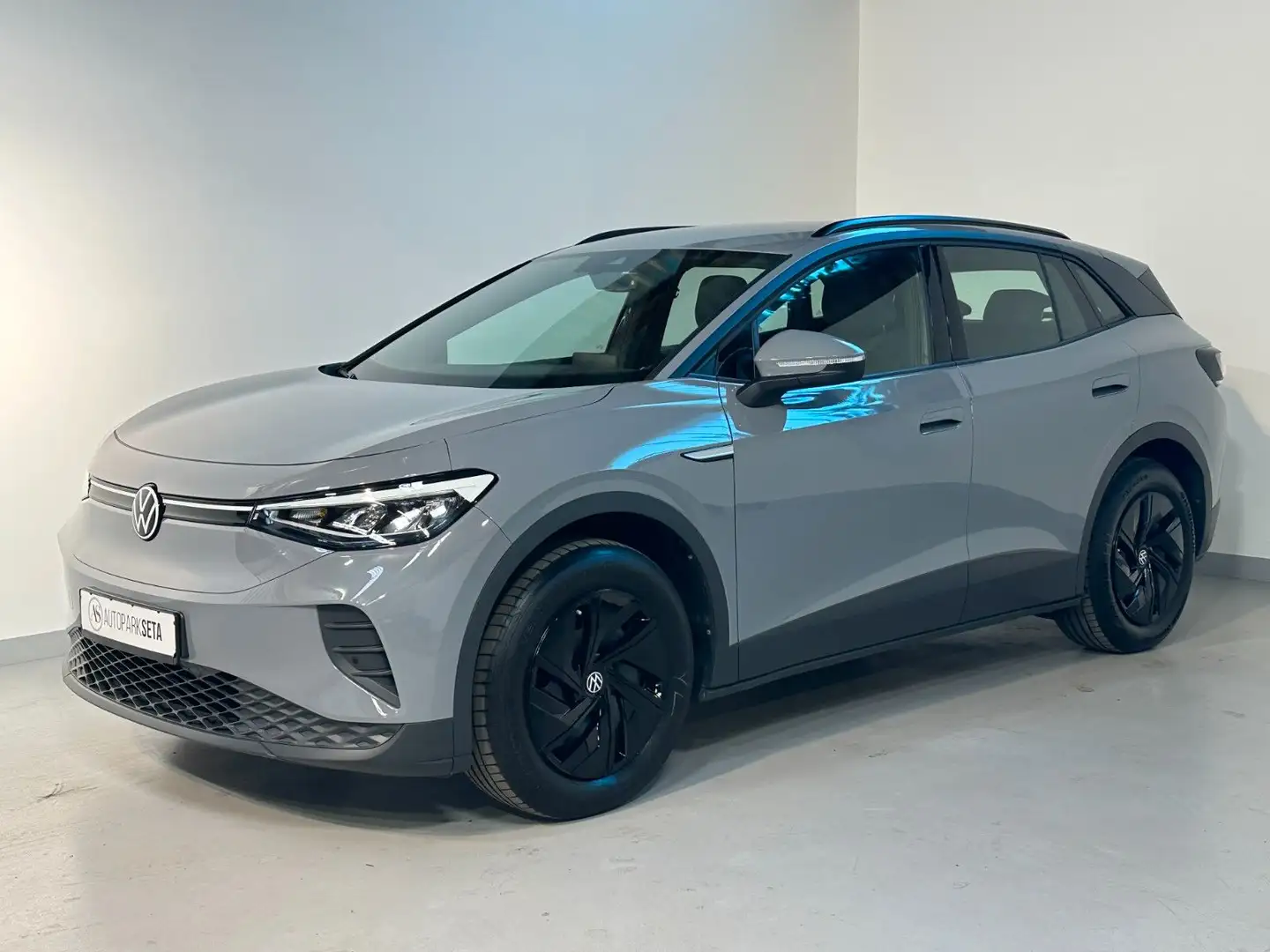 Volkswagen ID.4 Pure 109 kW 55kWh NAVI*LANE*PDC Gris - 1
