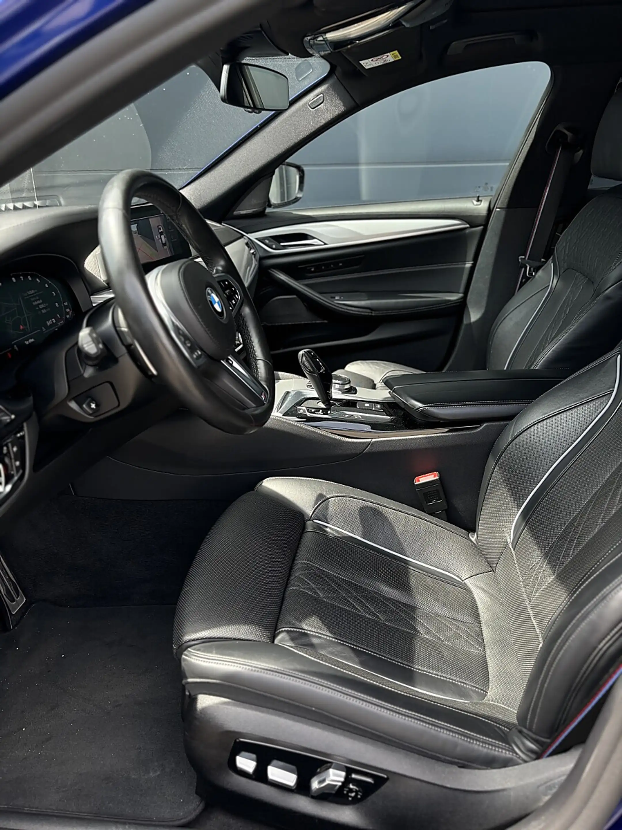BMW M550 i xDrive Aut. — photo 10
