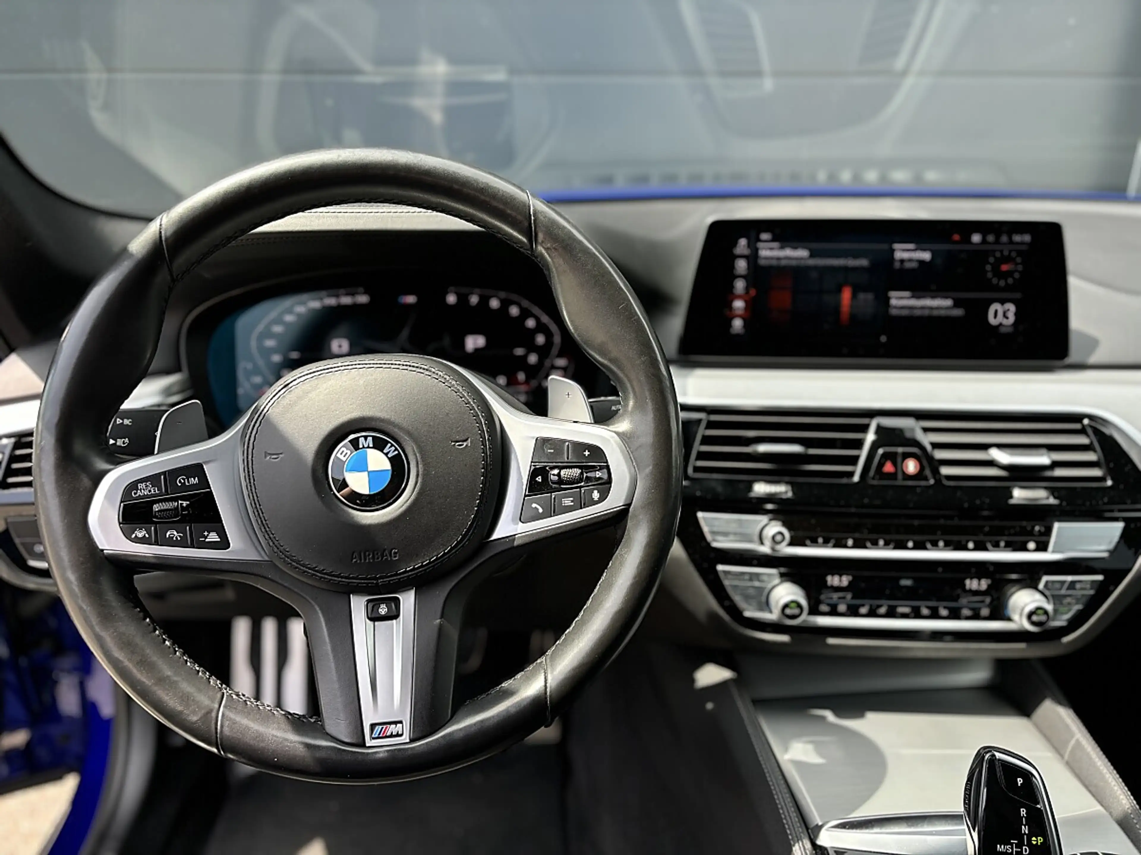 BMW M550 i xDrive Aut. — photo 12