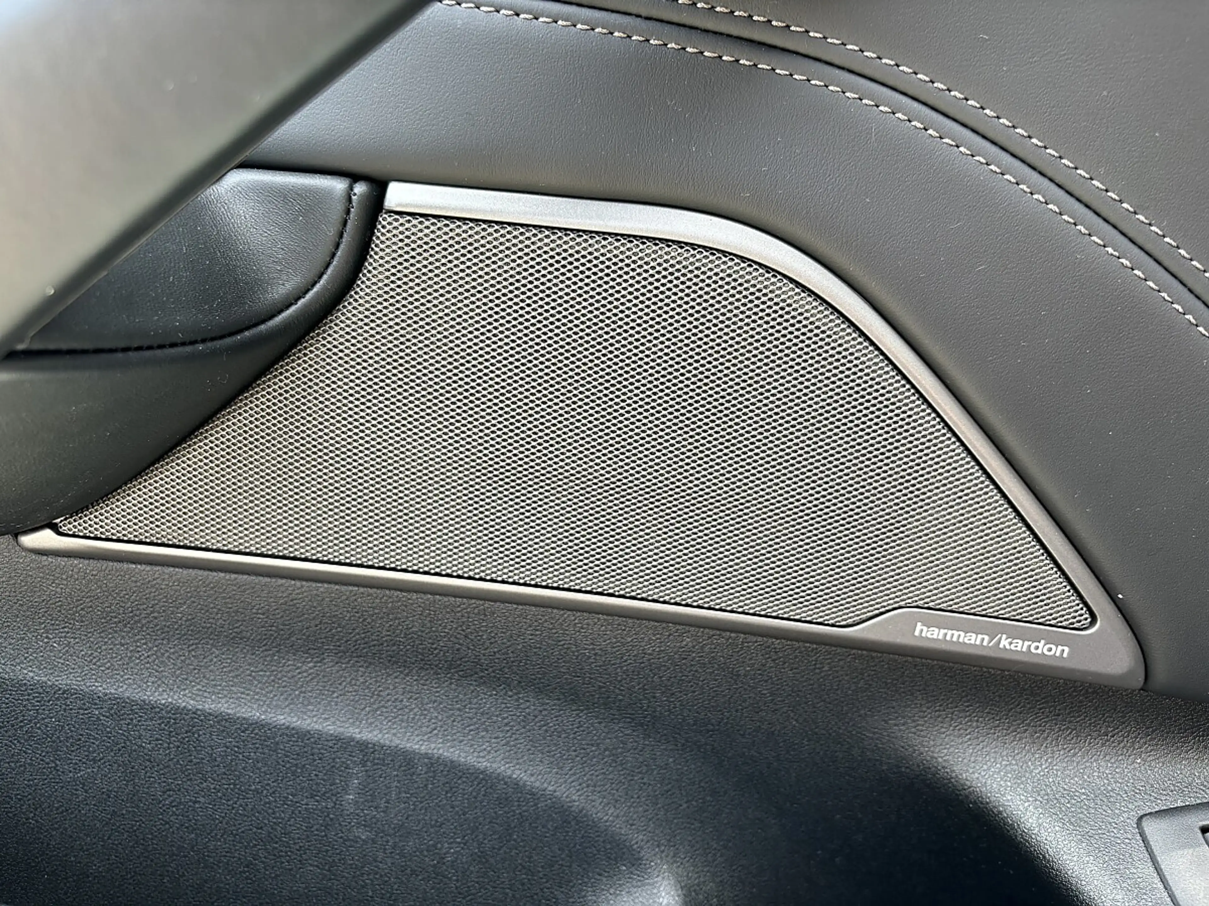 BMW M550 i xDrive Aut. — photo 15
