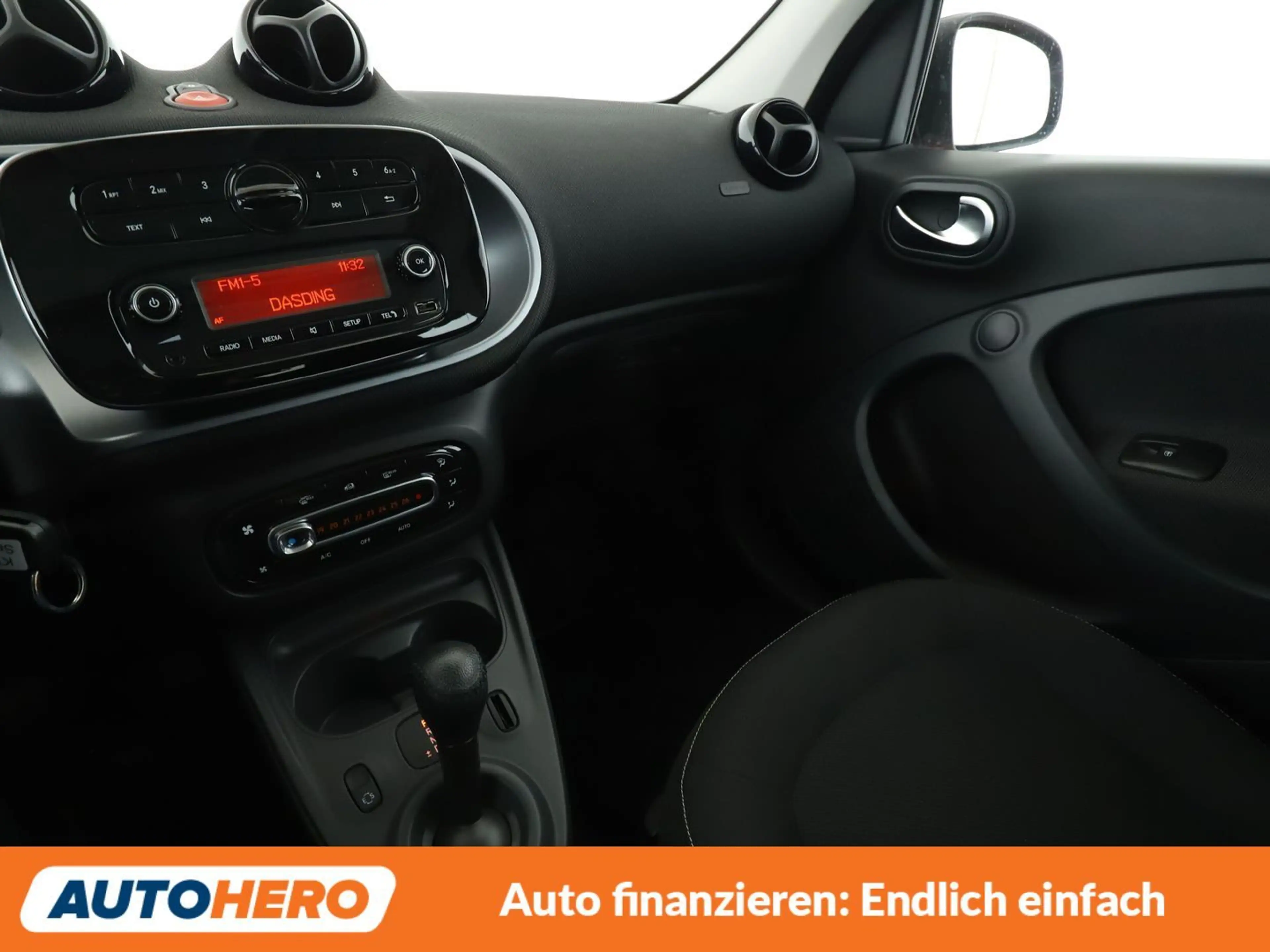 smart forFour 0.9 Turbo passion Aut.*PDC*SHZ*KLIMA*TEMPO*PANO* — photo 24