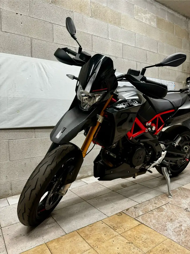 Aprilia Dorsoduro 900 Noir - 2