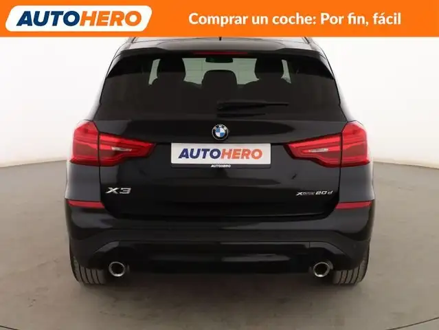 BMW X3 view 5