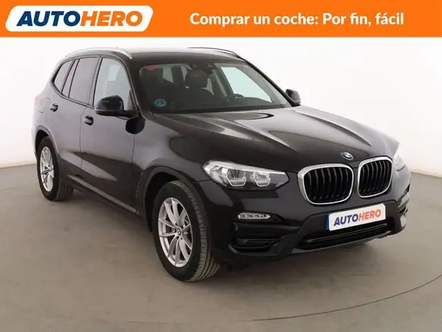 BMW X3 view 8
