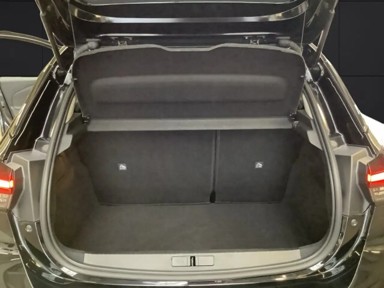 Opel Corsa F 1.5 Diesel Elegance Klimaautomatik Sitzheizung, миниатюра 16