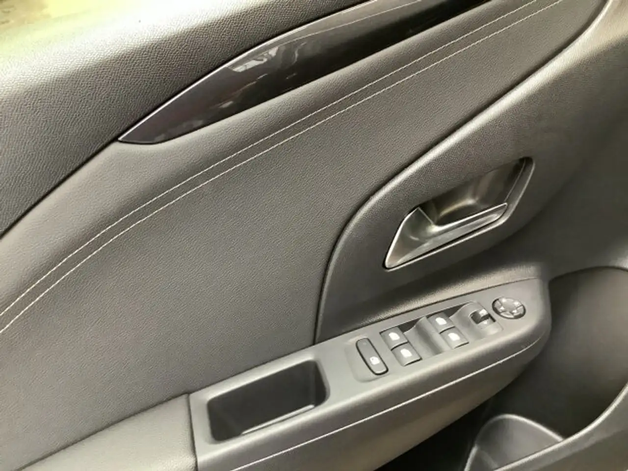 Opel Corsa F 1.5 Diesel Elegance Klimaautomatik Sitzheizung, миниатюра 7