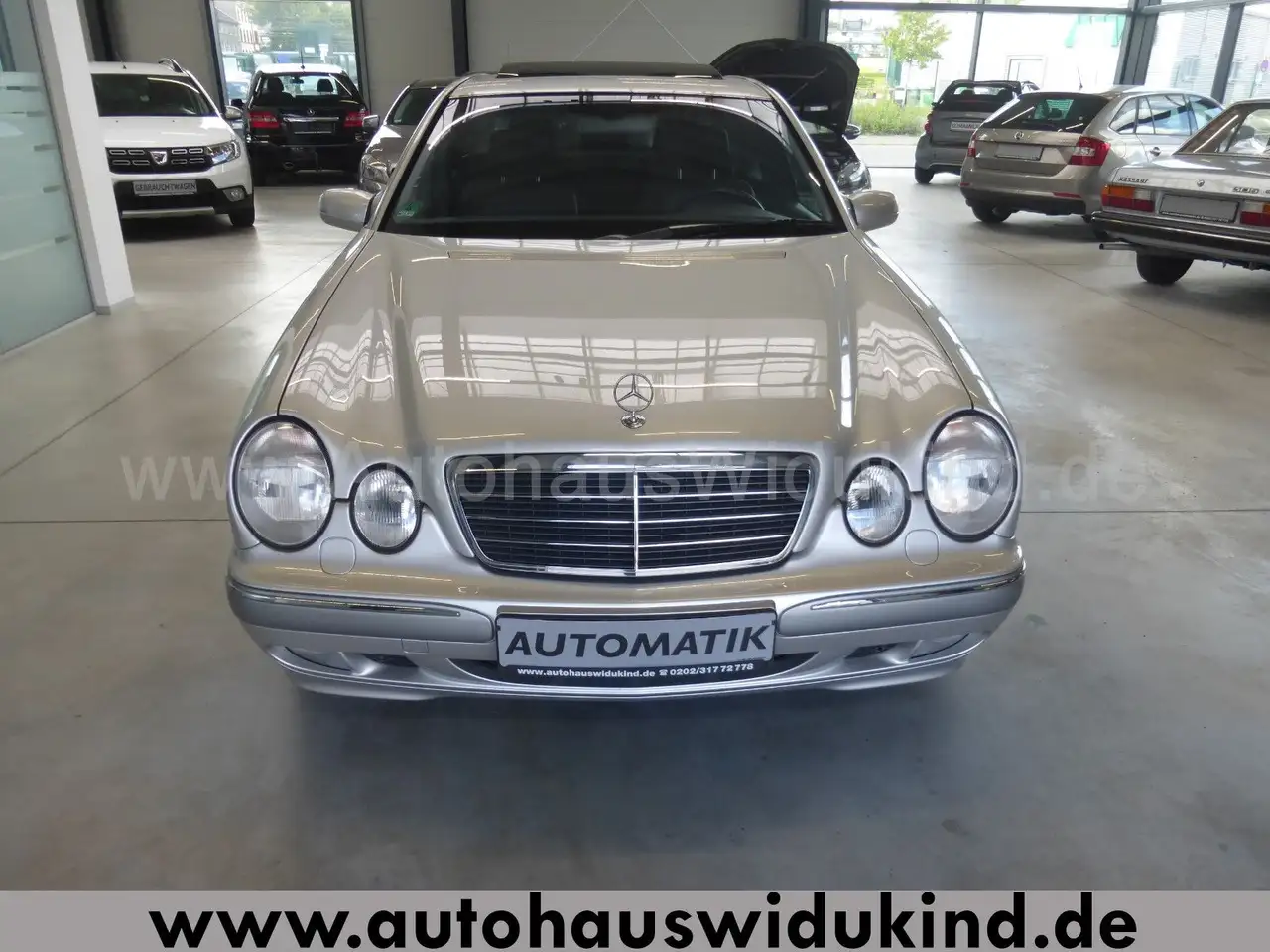 Mercedes-Benz E 240 Elegance Autom. Leder Xenon Liebhaber, foto 7
