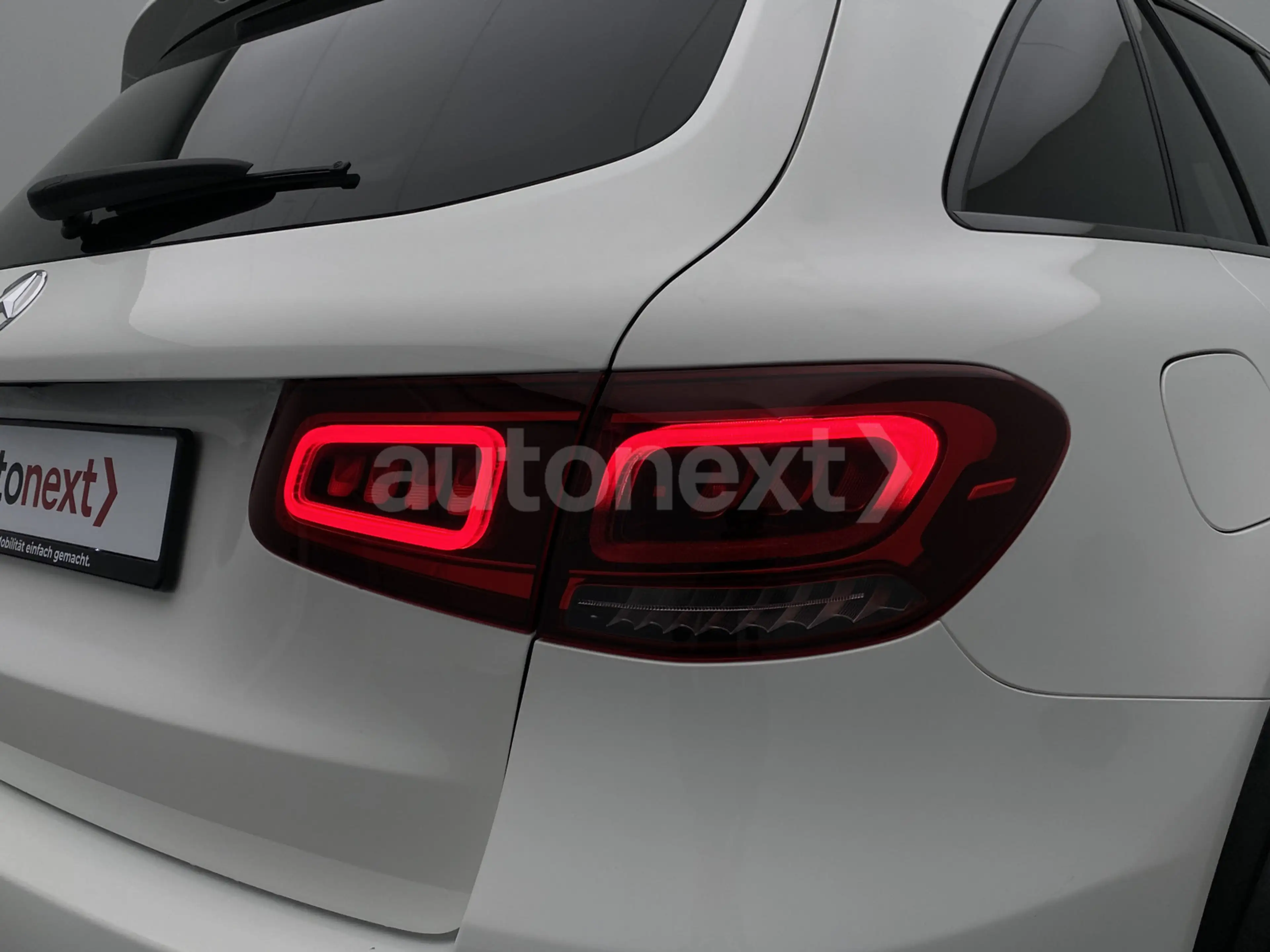 Mercedes-Benz GLC 200 4Matic *2x AMG Plus* Night+20"ALUS+Pano (3425) — photo 25