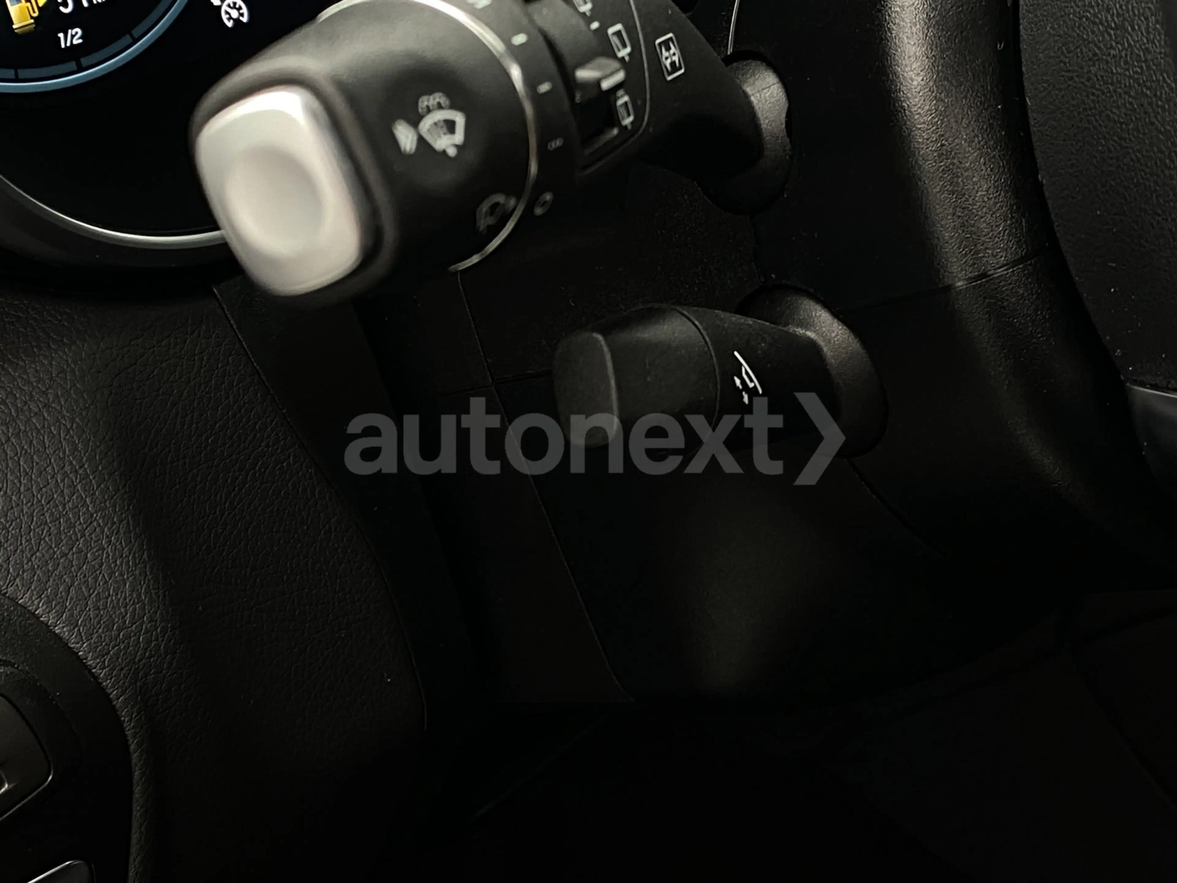 Mercedes-Benz GLC 200 4Matic *2x AMG Plus* Night+20"ALUS+Pano (3425) — photo 29