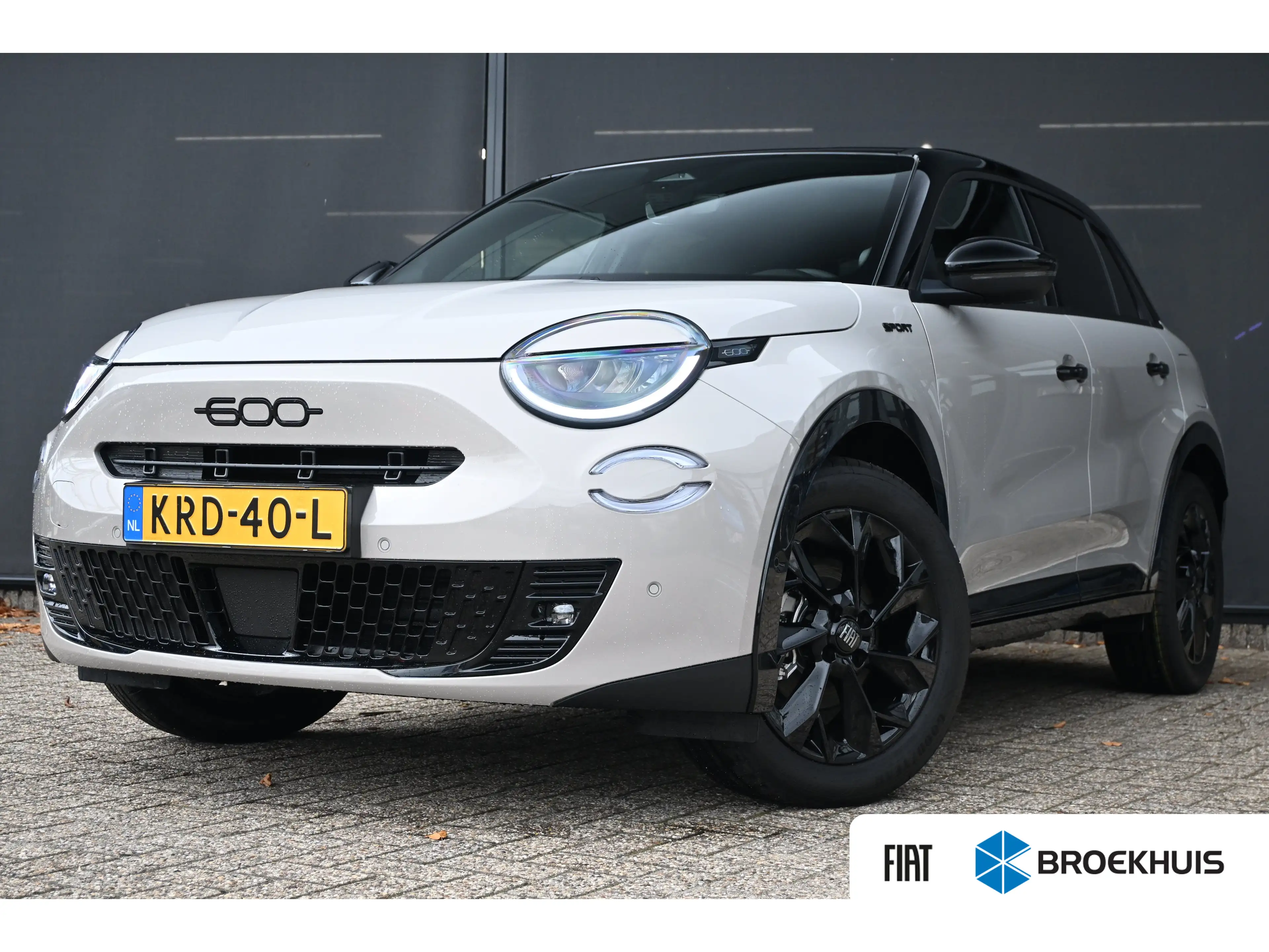 Fiat 600e Sport 54 kWh DEMO-DEAL! Tot 8 Jaar Garantie!