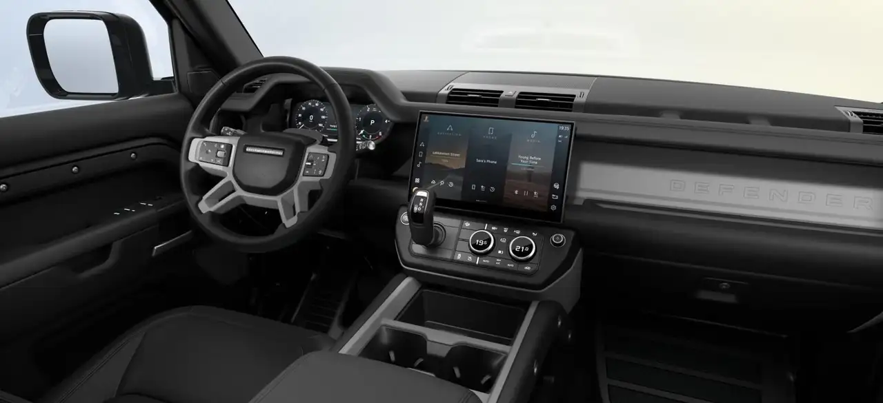 Land Rover Defender 2026