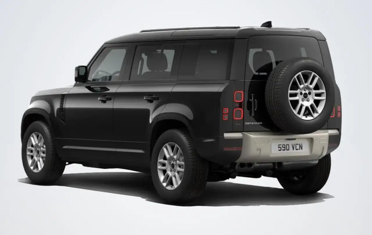 Land Rover Defender 2026