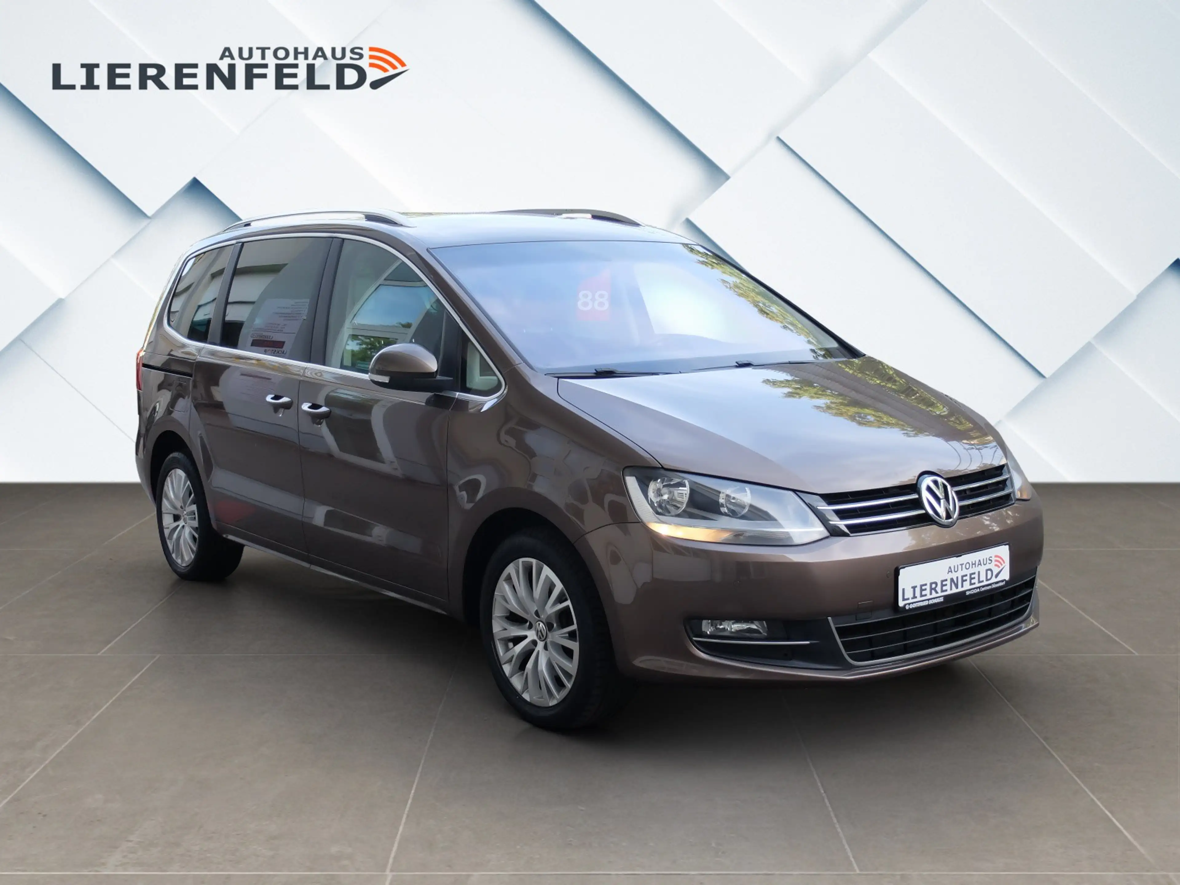 Volkswagen Sharan 2.0 TDI Highline Scheckheftgepflegt — photo 3