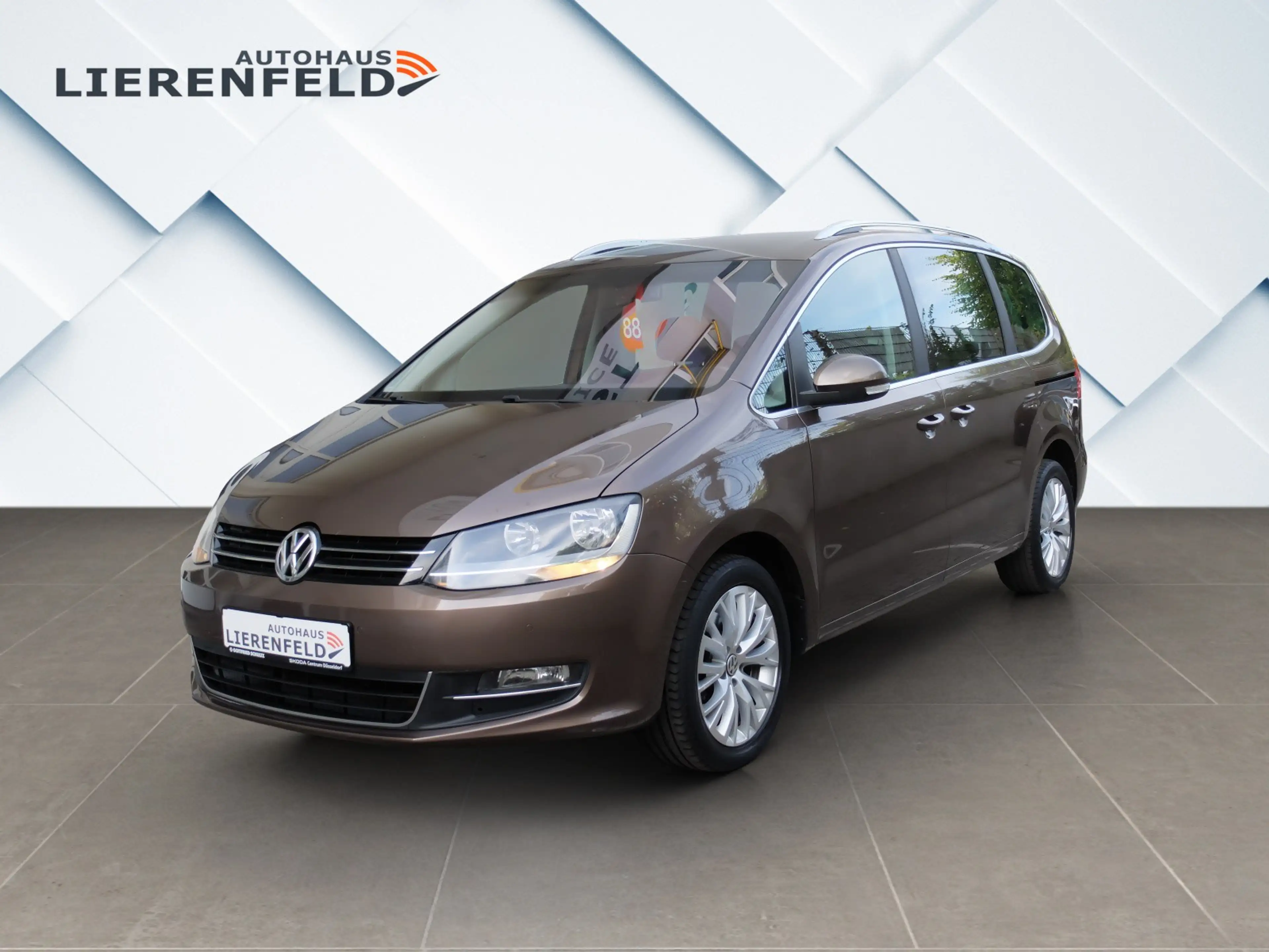 Volkswagen Sharan 2.0 TDI Highline Scheckheftgepflegt