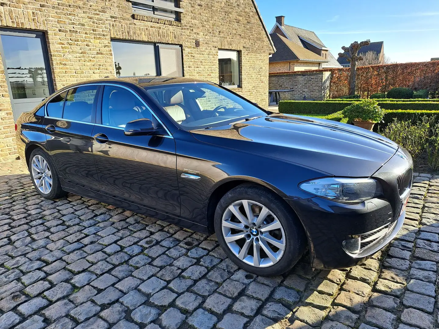 BMW 520 520d Efficient Dynamics Edition Noir - 2
