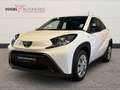 Toyota Aygo 1.0 Play Kam.+Navi+ACC+Fernlichtass.+PDC Weiß - thumbnail 1