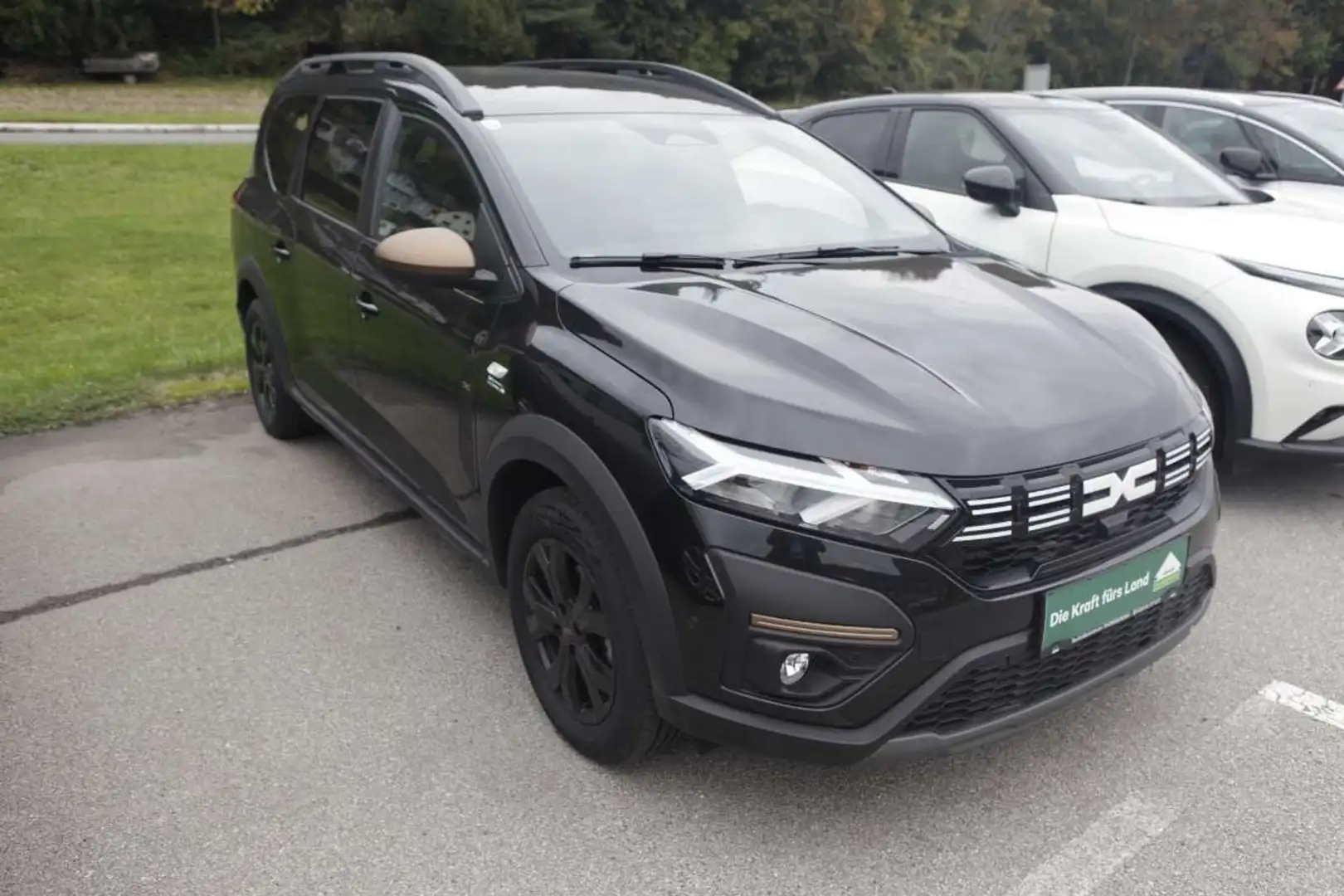 Dacia Jogger Extreme Hybrid 140 5-sitzig Schwarz - 2