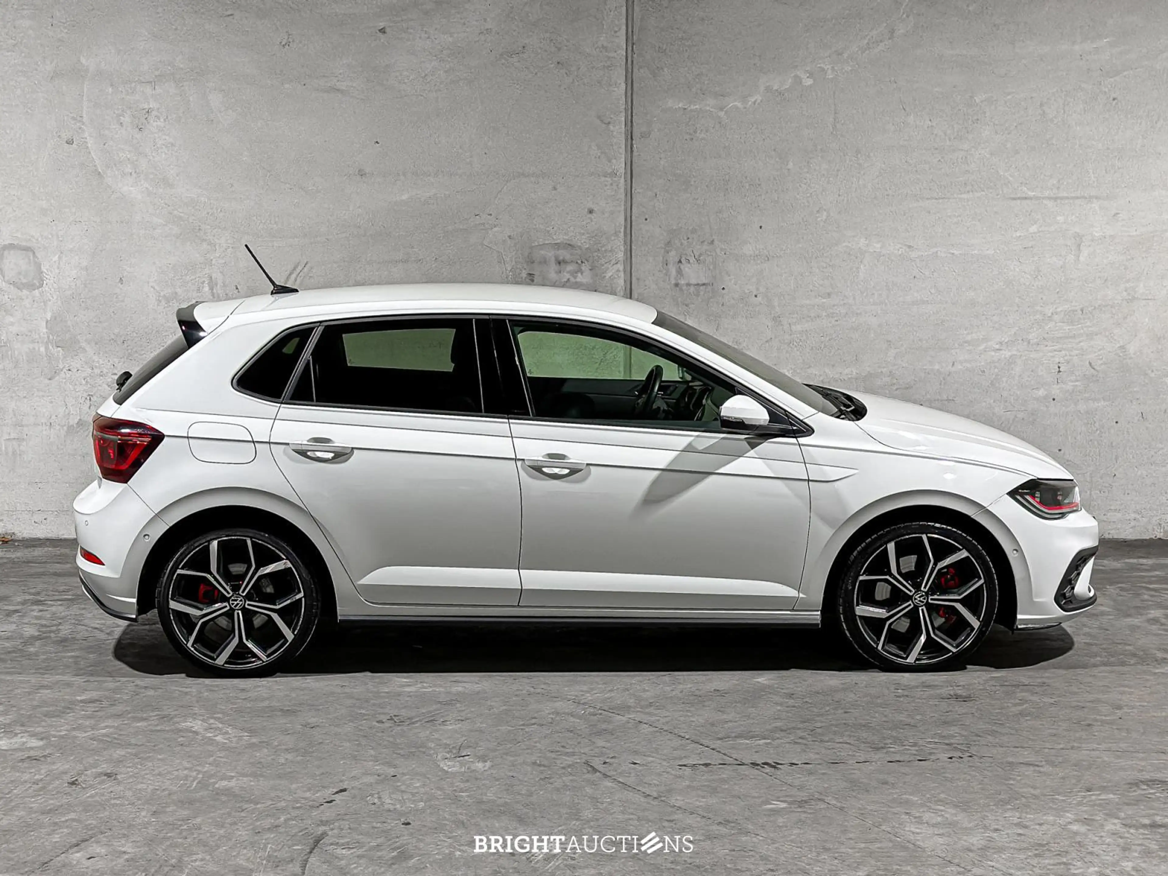 Volkswagen Polo GTI 2.0 TSI — photo 10