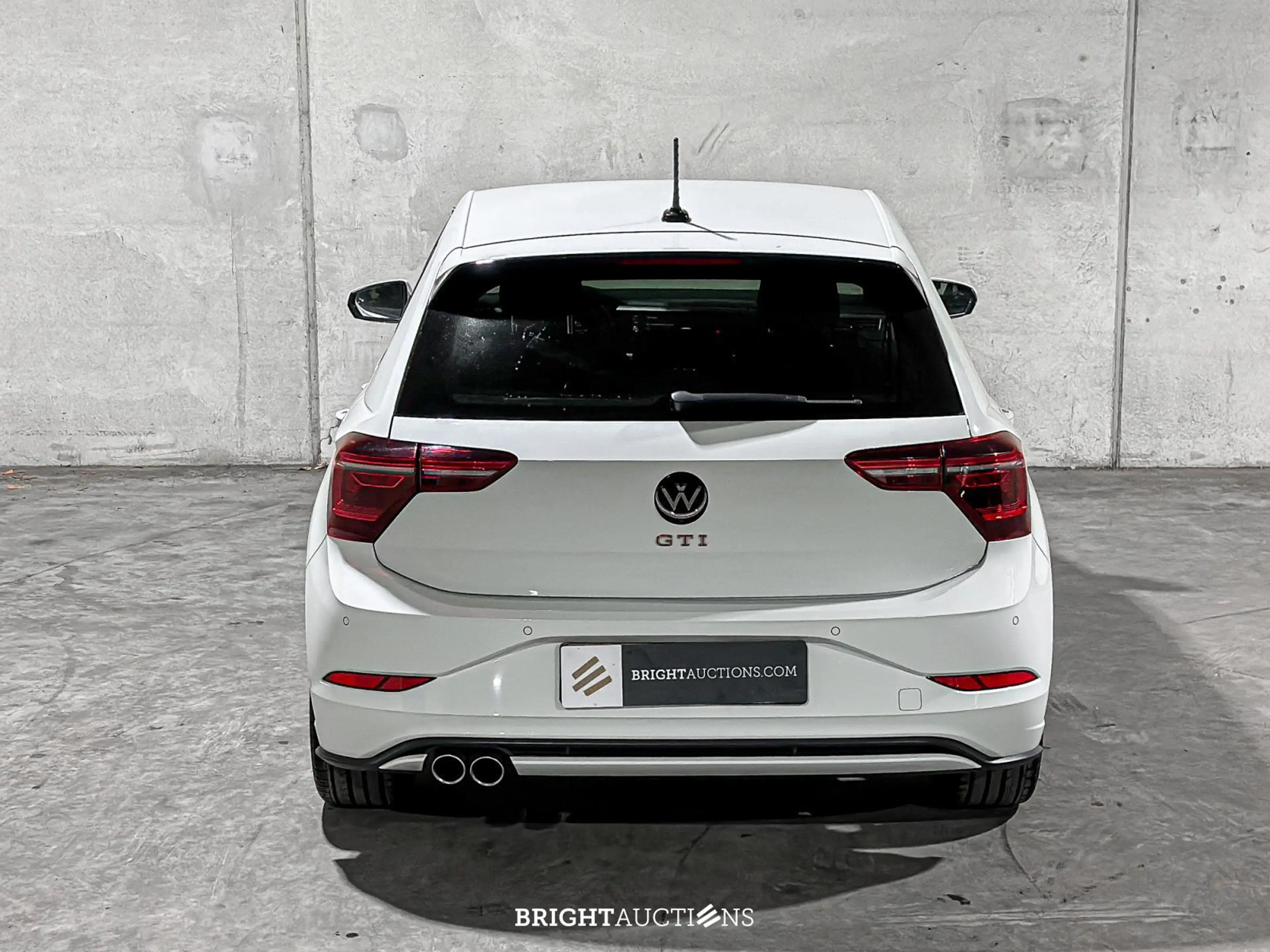 Volkswagen Polo GTI 2.0 TSI — photo 14