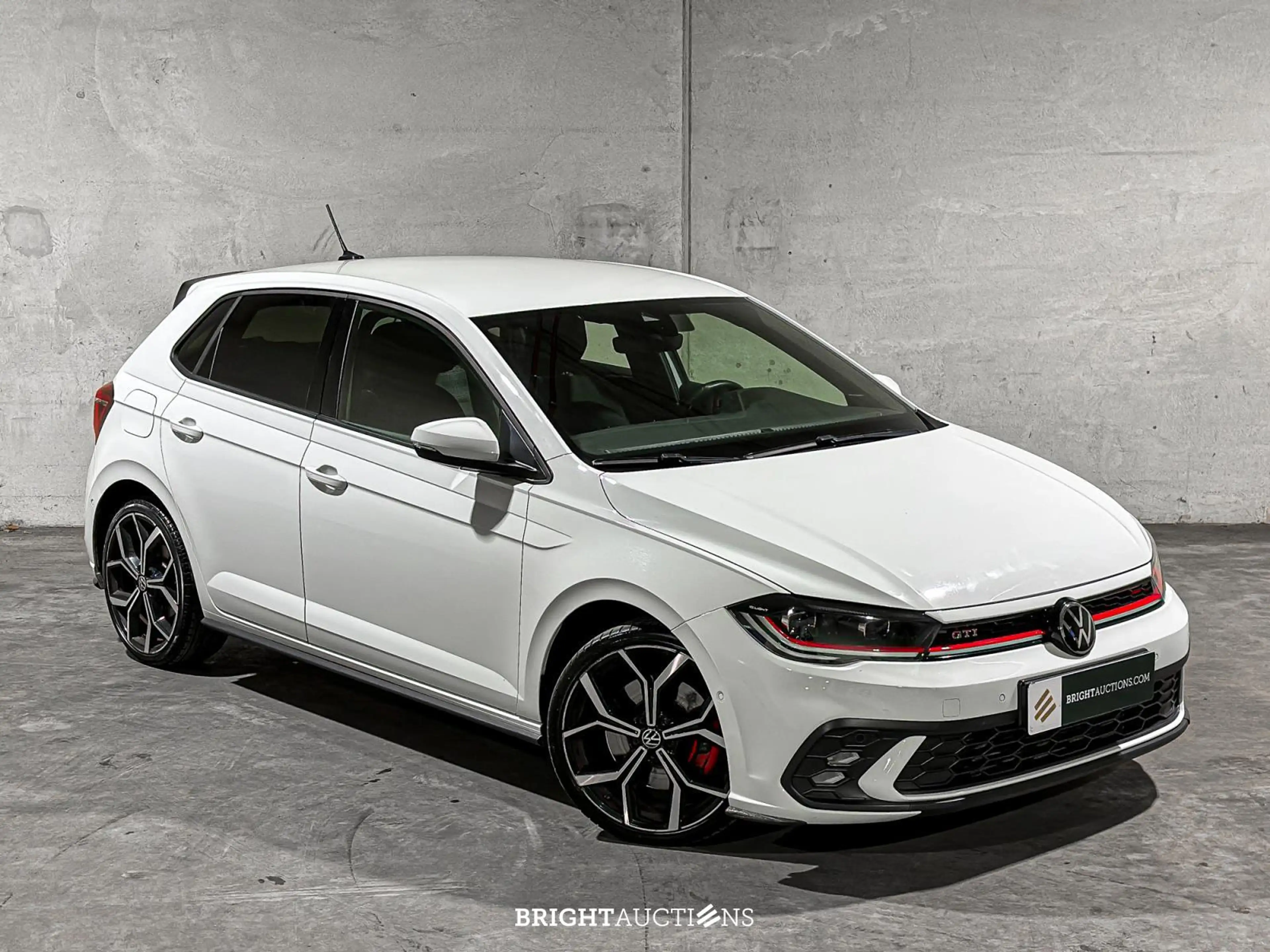 Volkswagen Polo GTI 2.0 TSI — photo 8