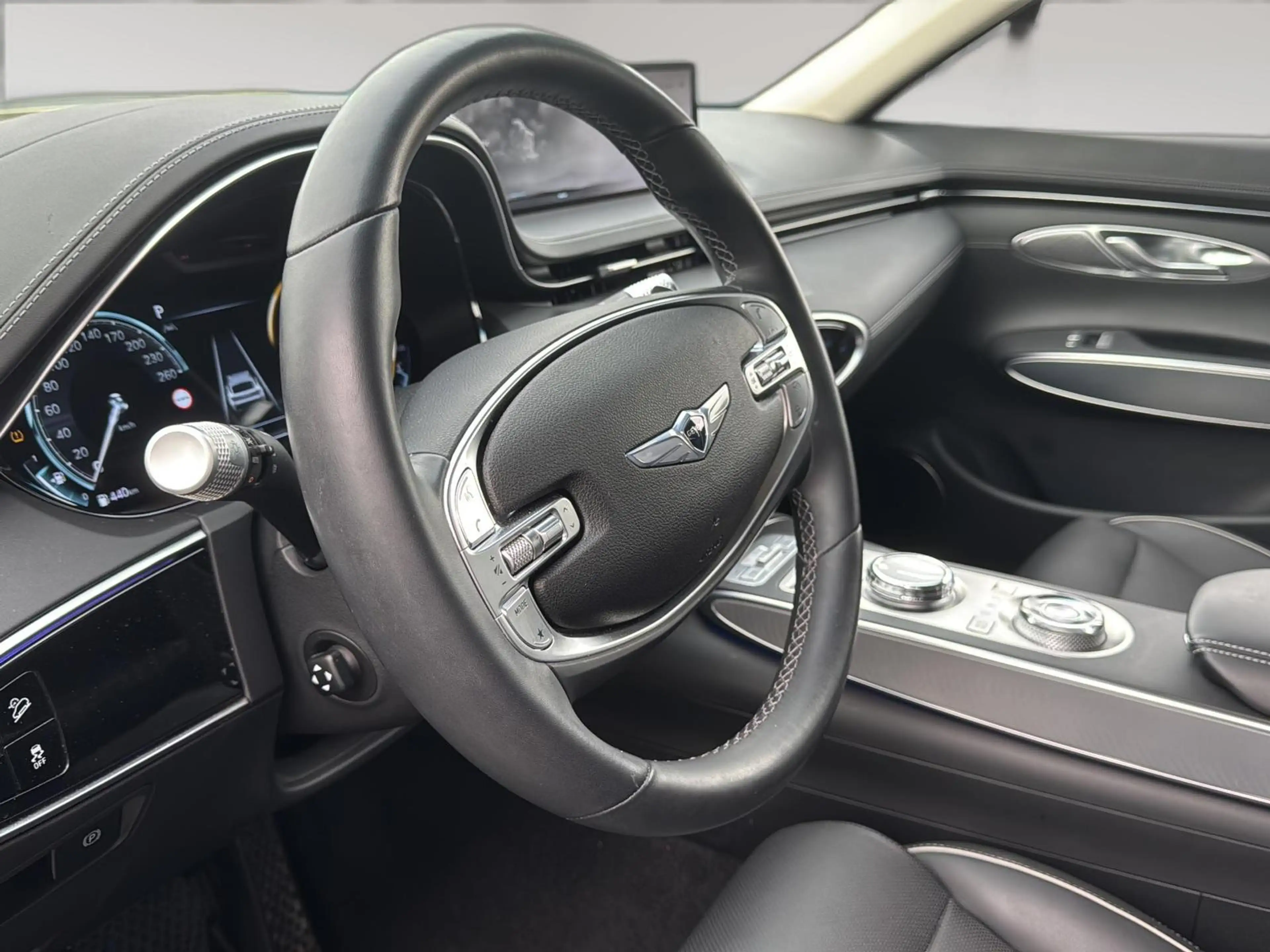 Genesis GV70 2.5T Luxury 4WD Leder*ACC*HUD — photo 9