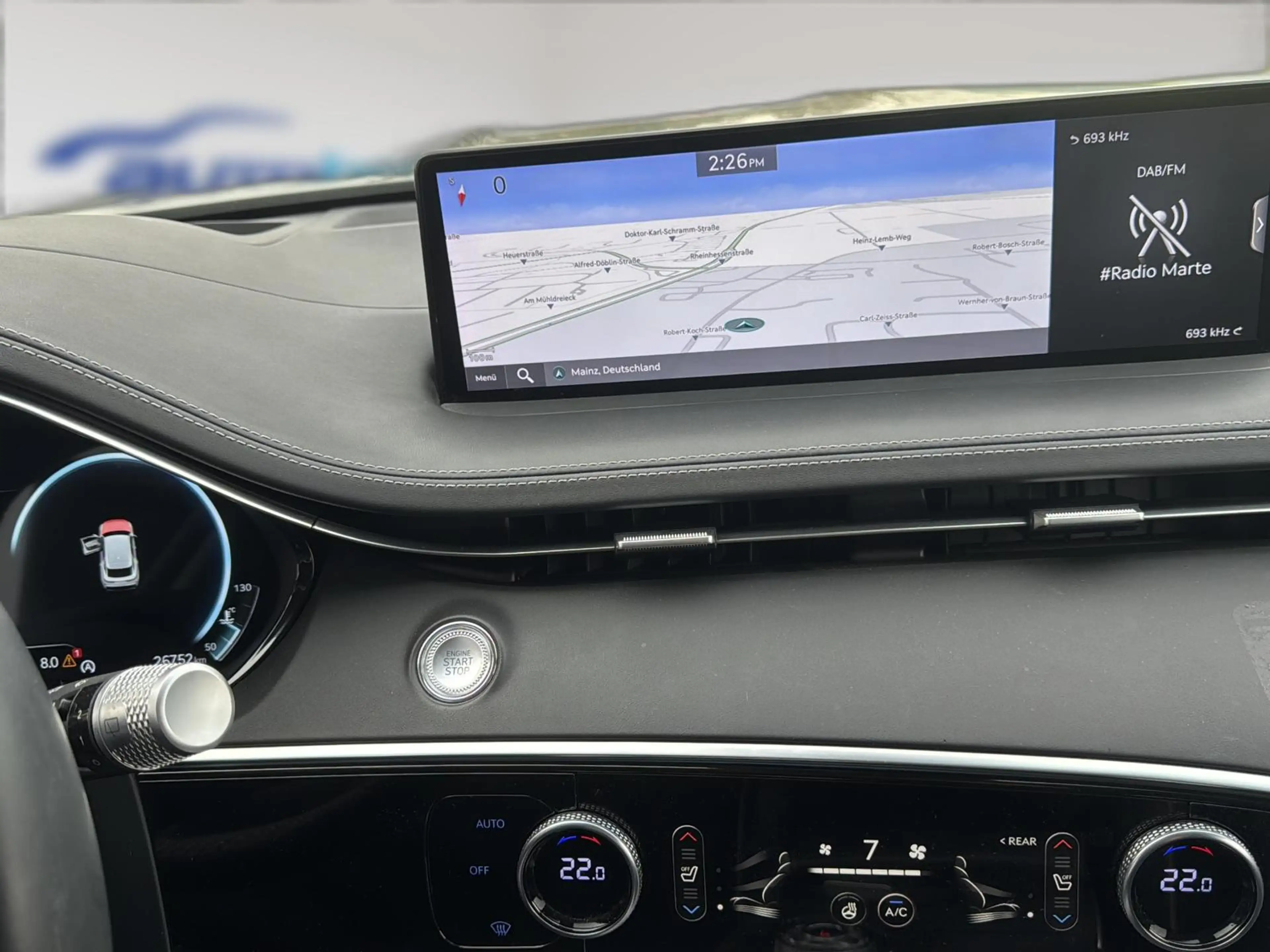 Genesis GV70 2.5T Luxury 4WD Leder*ACC*HUD — photo 14