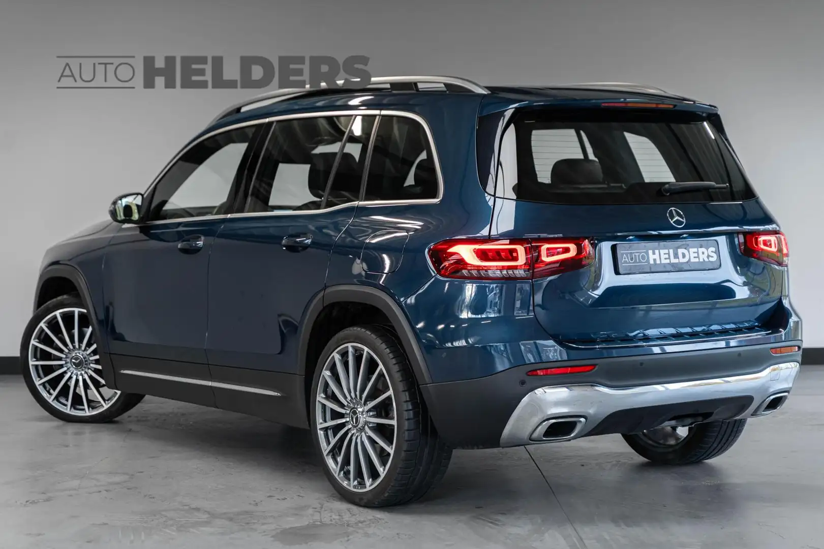 Mercedes-Benz GLB 250 4MATIC Premium Plus 7p Pano Lane Carplay 21 Blauw - 2