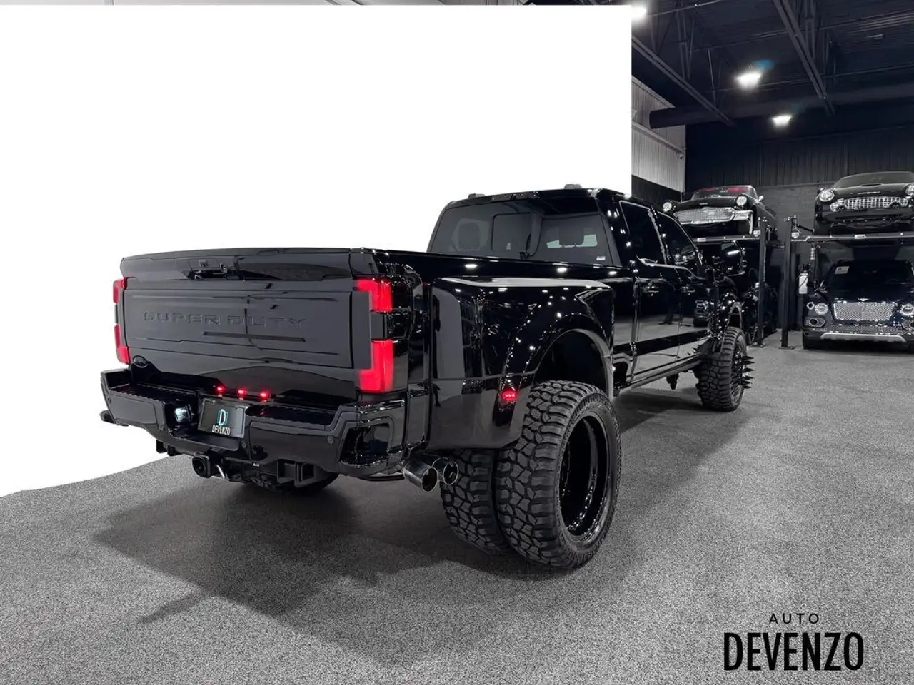 Ford F-450 Super Duty снимка Ford F-450 Super Duty