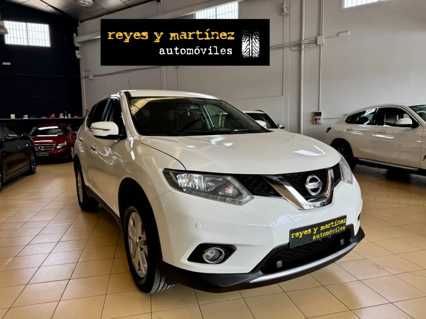 Nissan X-Trail 1.6 dCi Acenta 4x4-i Blanc - 2