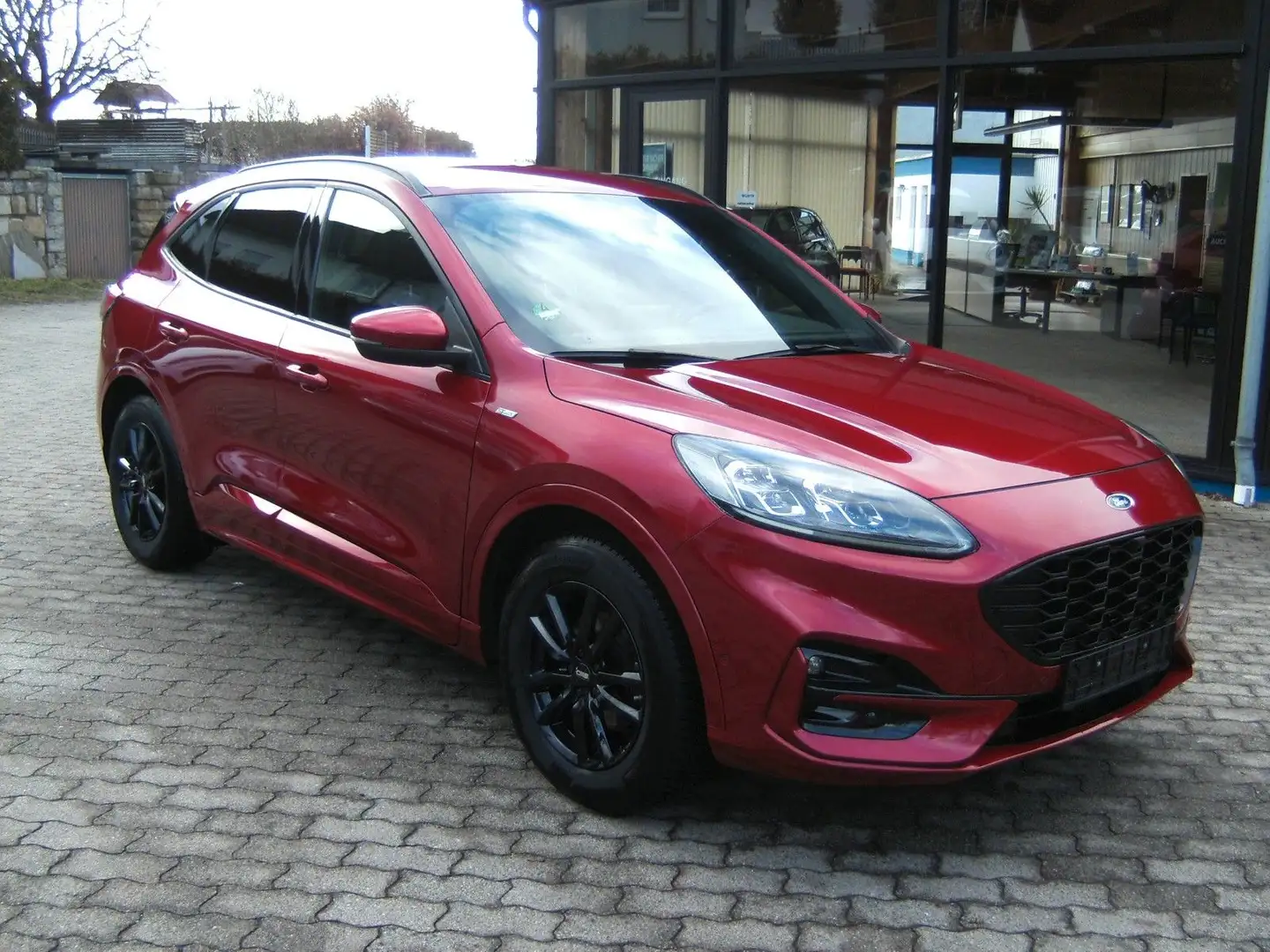 Ford Kuga ST-Line X Rot - 1