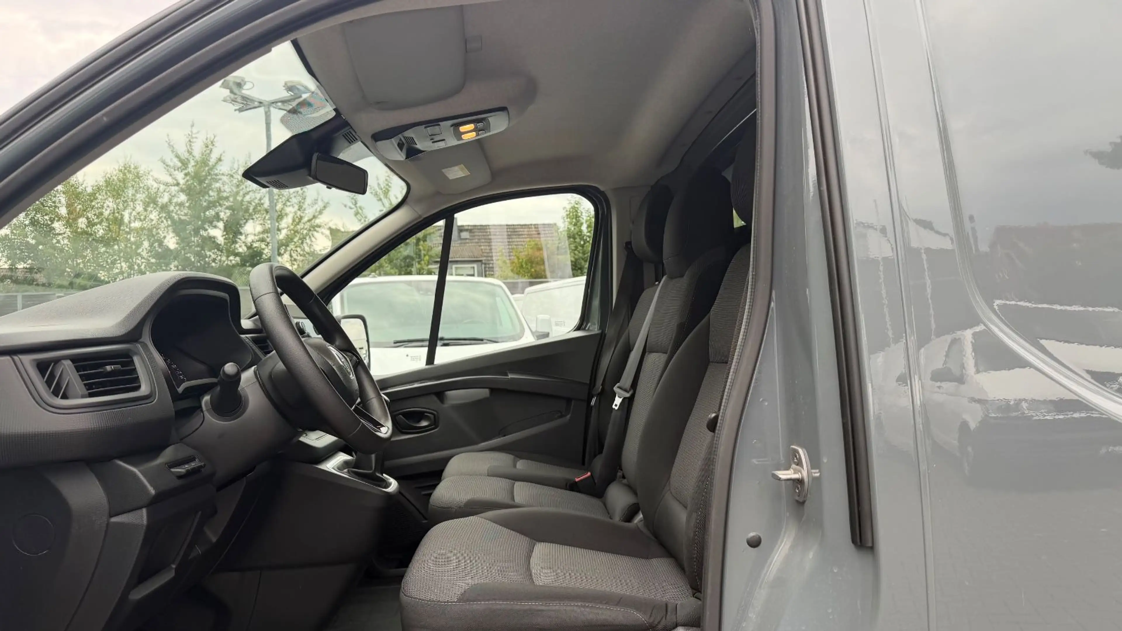 Renault Trafic TRAFIC L2H1 3,0t KOMFORT AUTOMATIK/LED/TEMPOMAT — photo 8