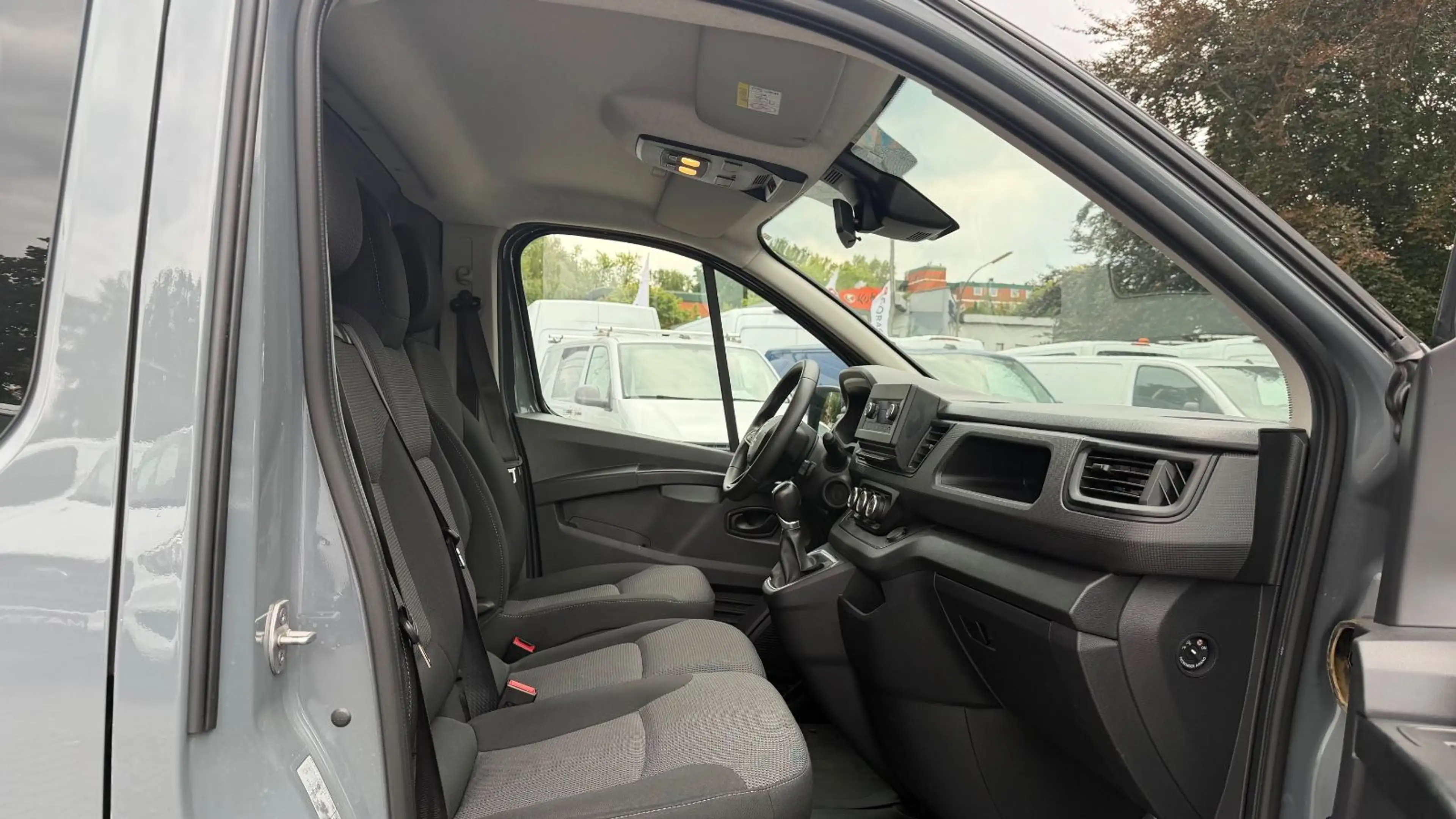 Renault Trafic TRAFIC L2H1 3,0t KOMFORT AUTOMATIK/LED/TEMPOMAT — photo 9