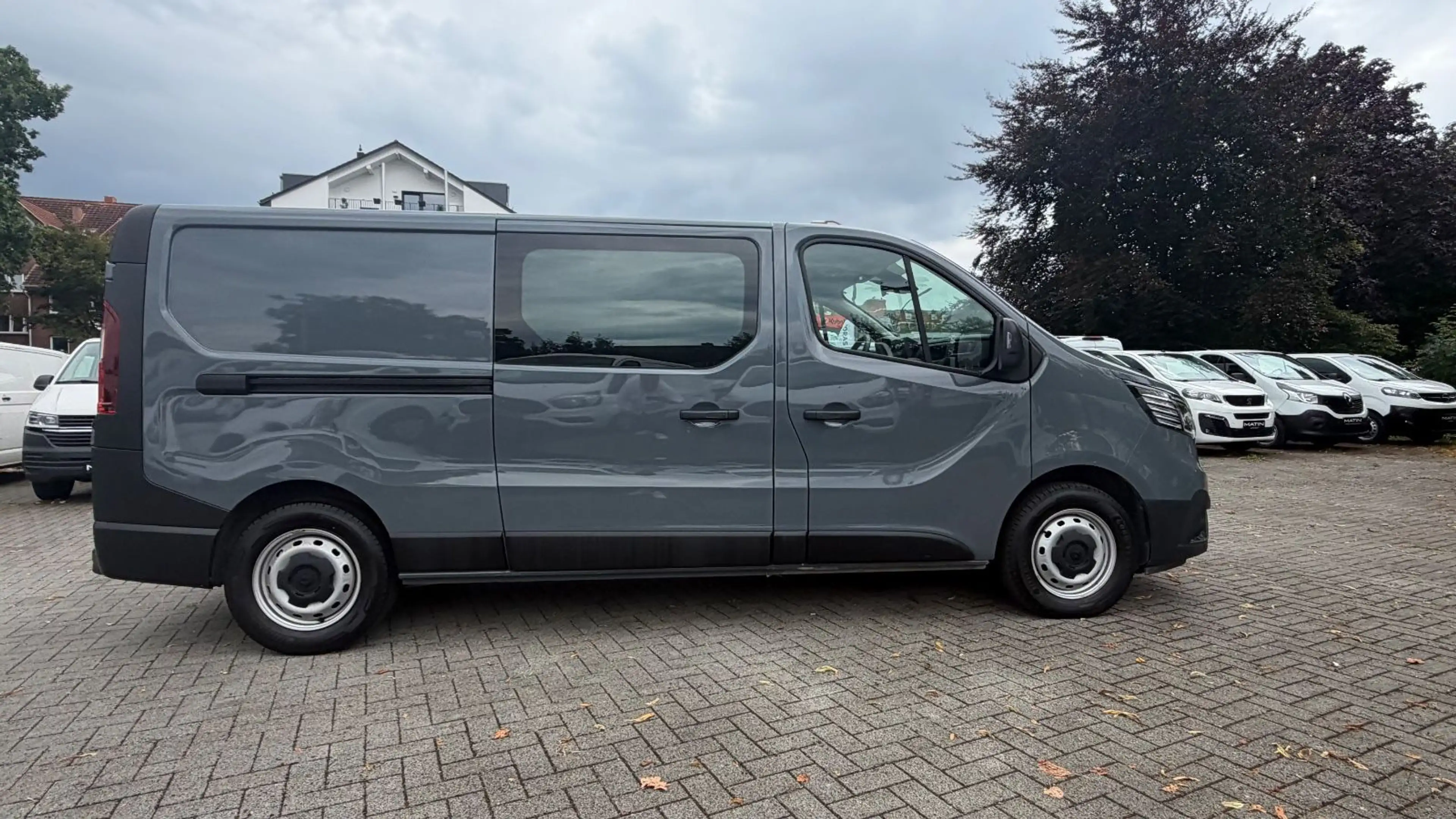 Renault Trafic TRAFIC L2H1 3,0t KOMFORT AUTOMATIK/LED/TEMPOMAT — photo 4